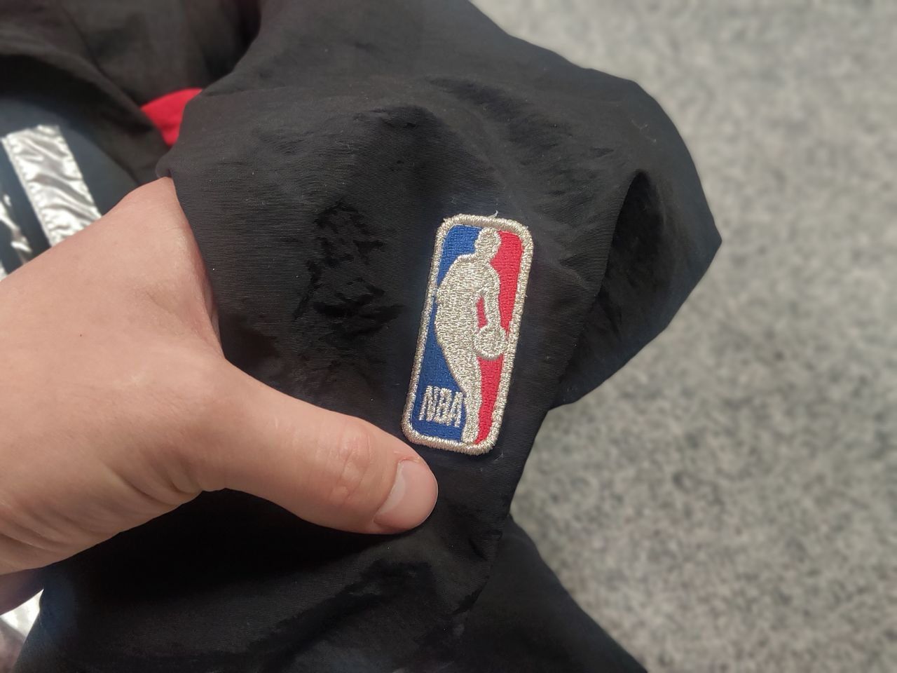 Marcelo Burlon Marcelo Burlon of Milan NBA Chicago Bulls Windbreaker Jacket Size US XL / EU 56 / 4 - 17 Thumbnail