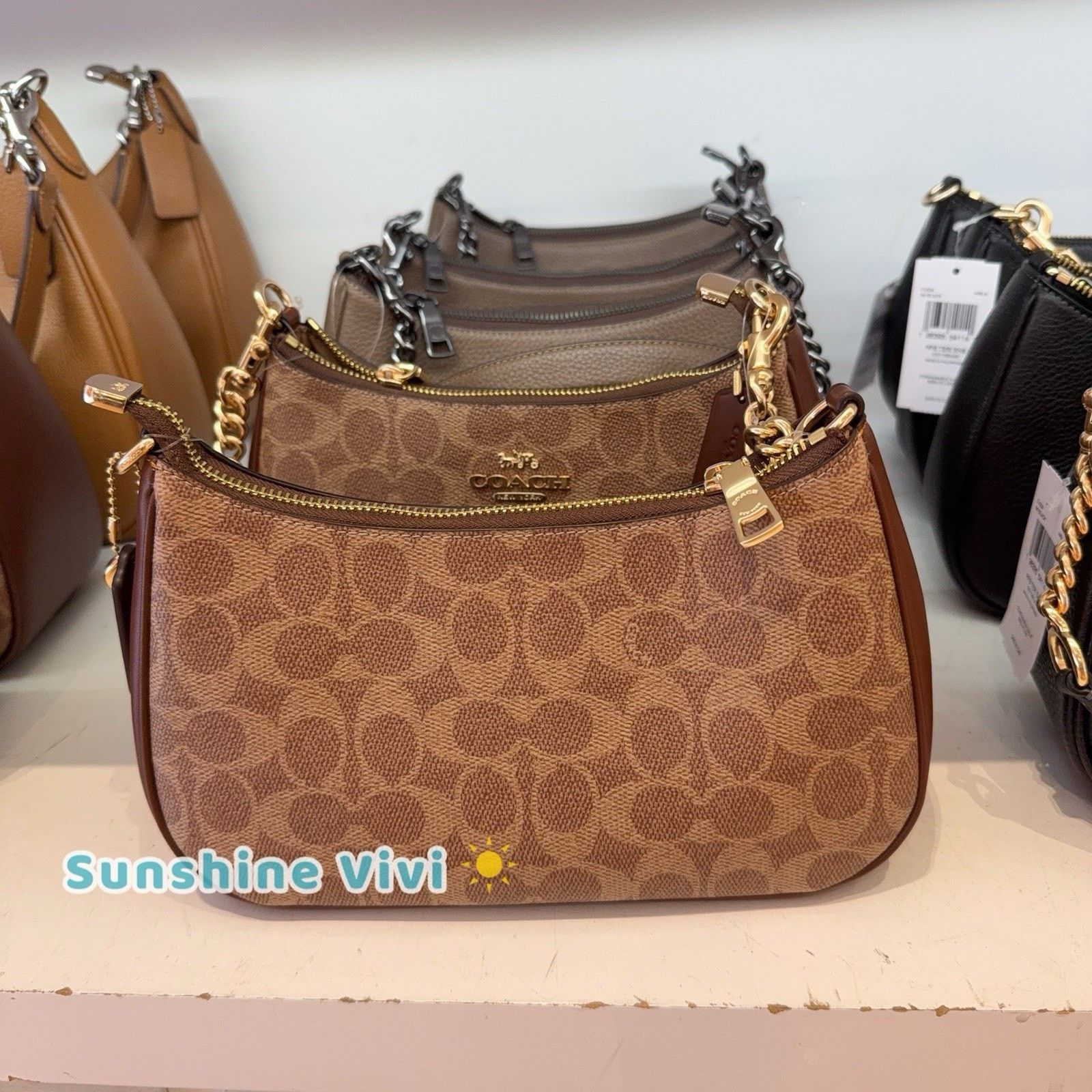 Coach NWT Bundle Coach Teri CV933 & CW854 Wristlet & CW870 ID Case Size ONE SIZE - 8 Thumbnail