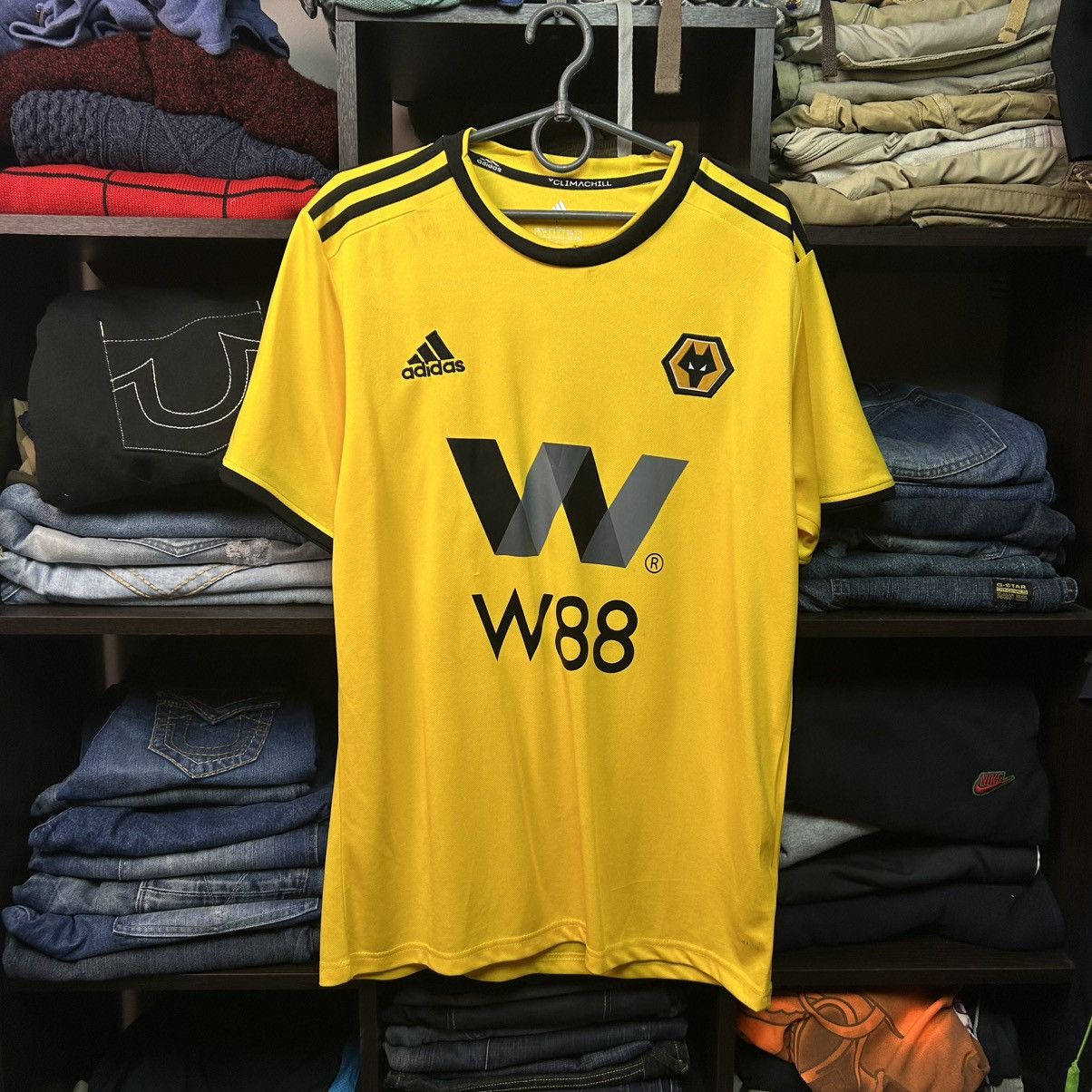 Adidas Mens Adidas Wolverhampton 2019 Home Soccer jersey size L Size US L / EU 52-54 / 3 - 1 Thumbnail