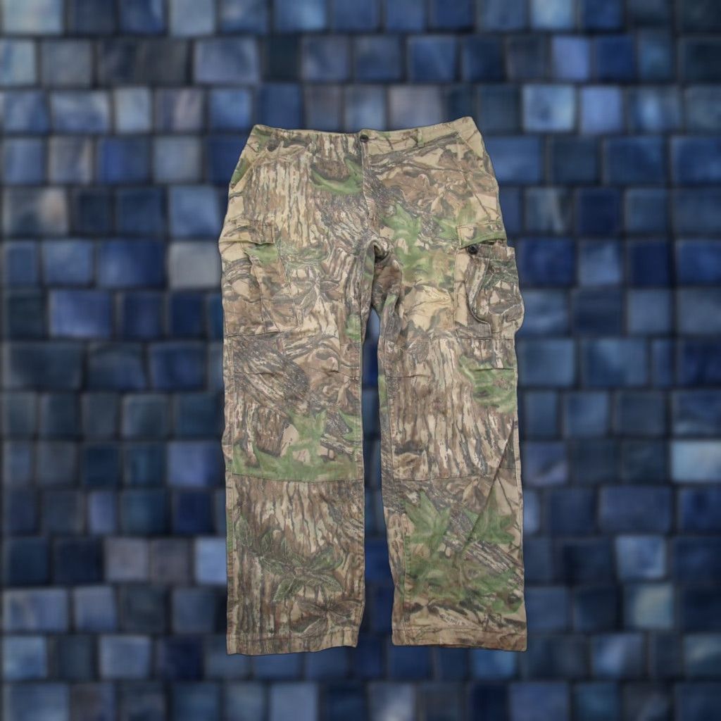 Realtree VTG Rattlers Brand Cargo Pants Mens L 40x30 Realtree Camo Hunting Double Knee Cargo Pocket Camouflage 90s Army Nature USA Hunting Mens Size US 33 - 1 Thumbnail