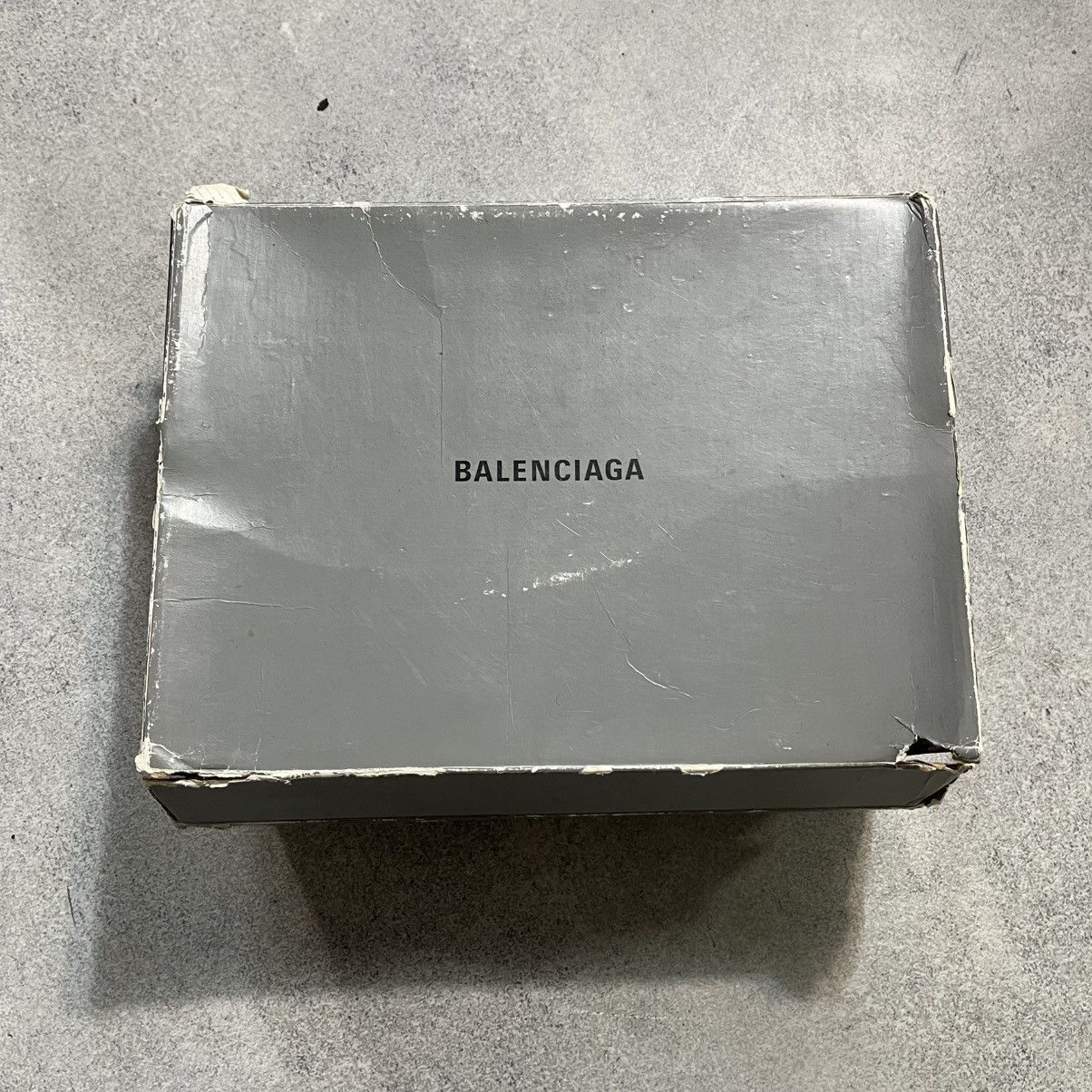 Balenciaga Balenciaga track 2 White Size US 8 / EU 41 - 13 Thumbnail