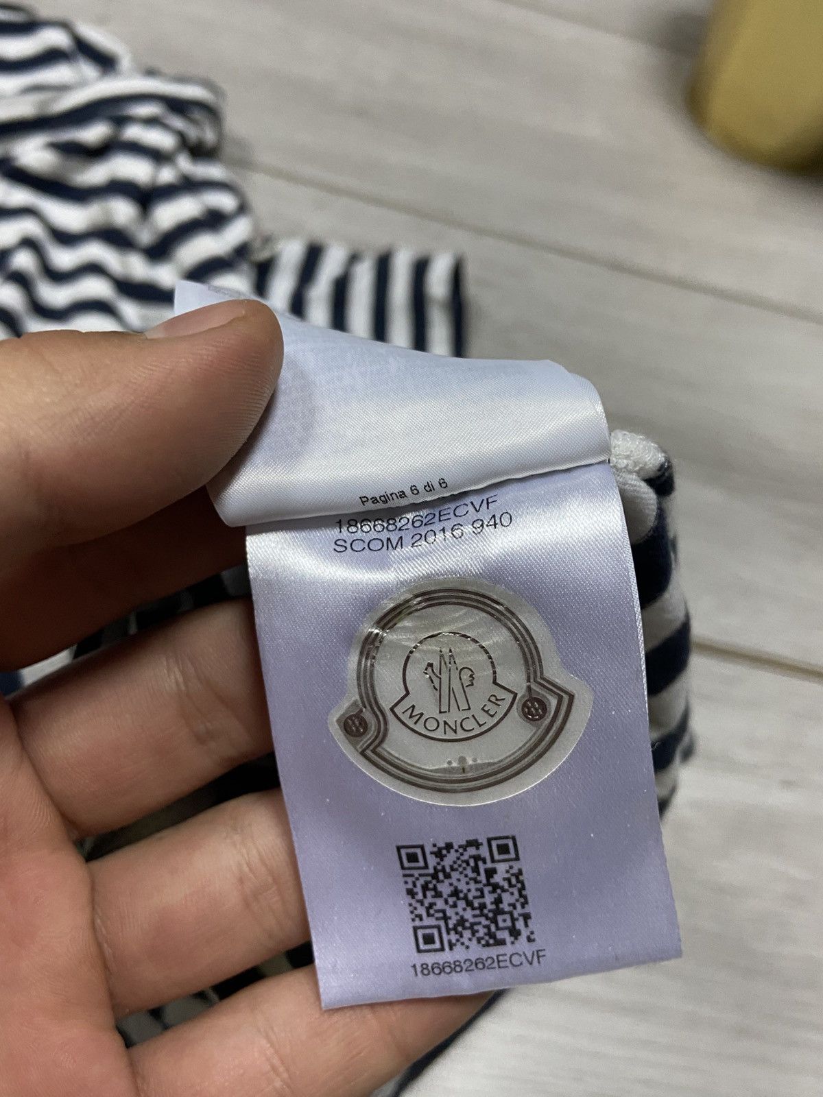 Moncler Moncler maglia stripped pocket tee shirt Size US S / EU 44-46 / 1 - 9 Thumbnail