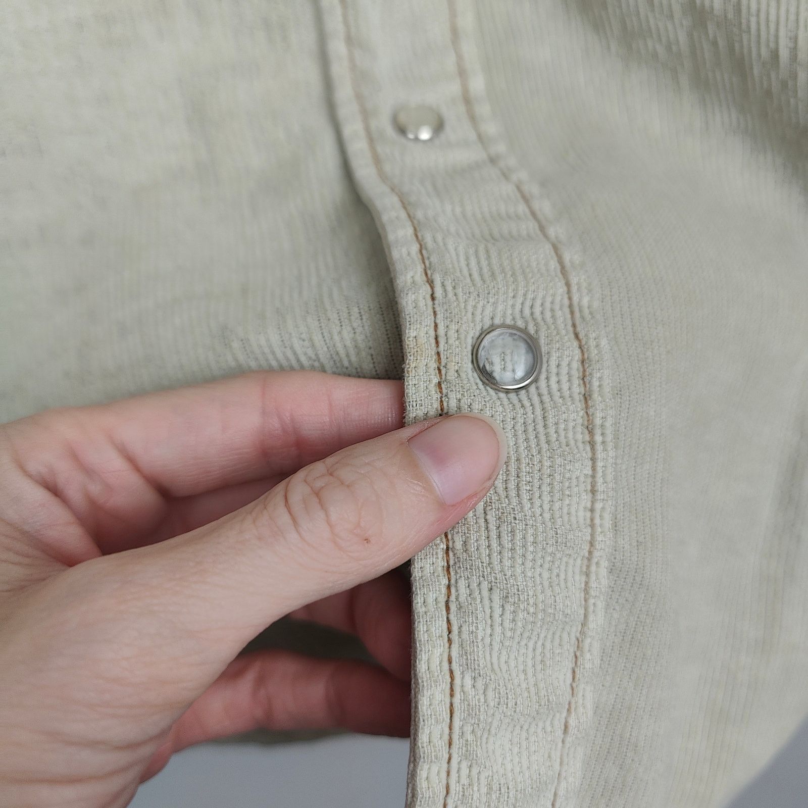 Other Vintage Hippie Corduroy Pearl Snap Shirt Mens Medium Size US M / EU 48-50 / 2 - 5 Thumbnail