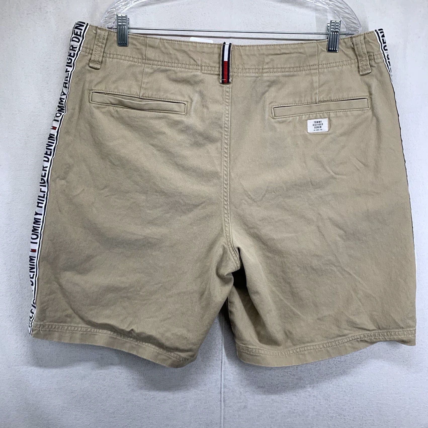 Tommy Hilfiger Tommy Hilfiger Cargo Shorts Men 36 Beige High Rise Baggy Casual Retro Y2K Size US 36 / EU 52 - 2 Thumbnail