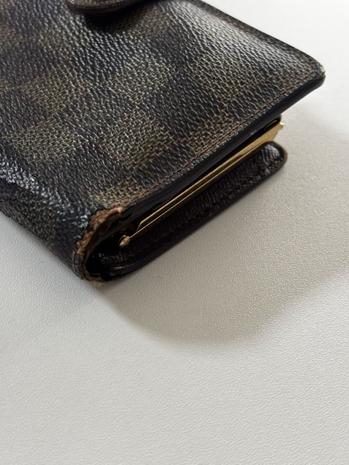 Louis Vuitton Louis Vuitton Damier Ebene Compact Wallet Coin Vintage Size ONE SIZE - 4 Thumbnail