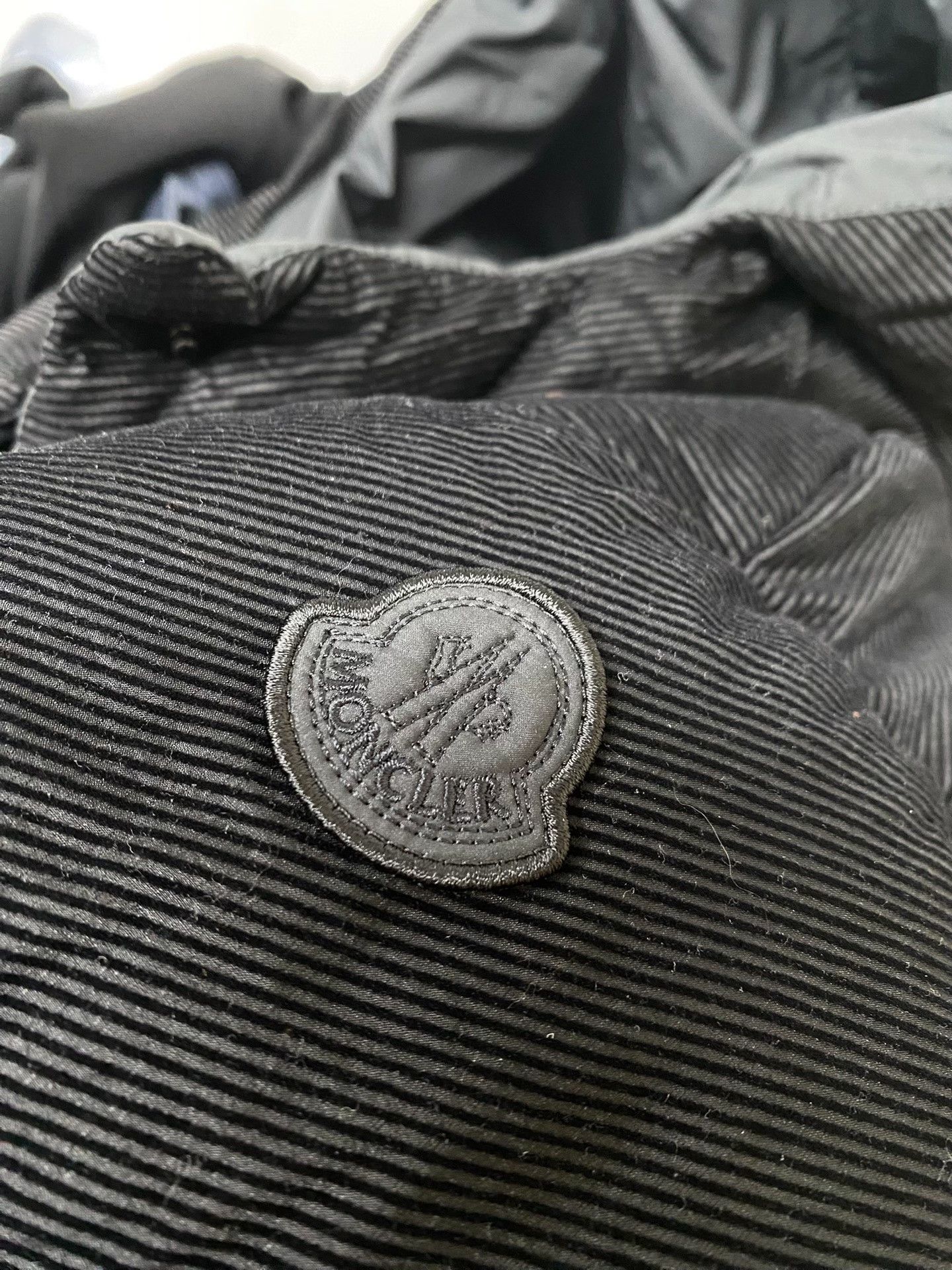 Moncler Moncler Corduroy Short Black Down Jacket Size US S / EU 44-46 / 1 - 3 Thumbnail