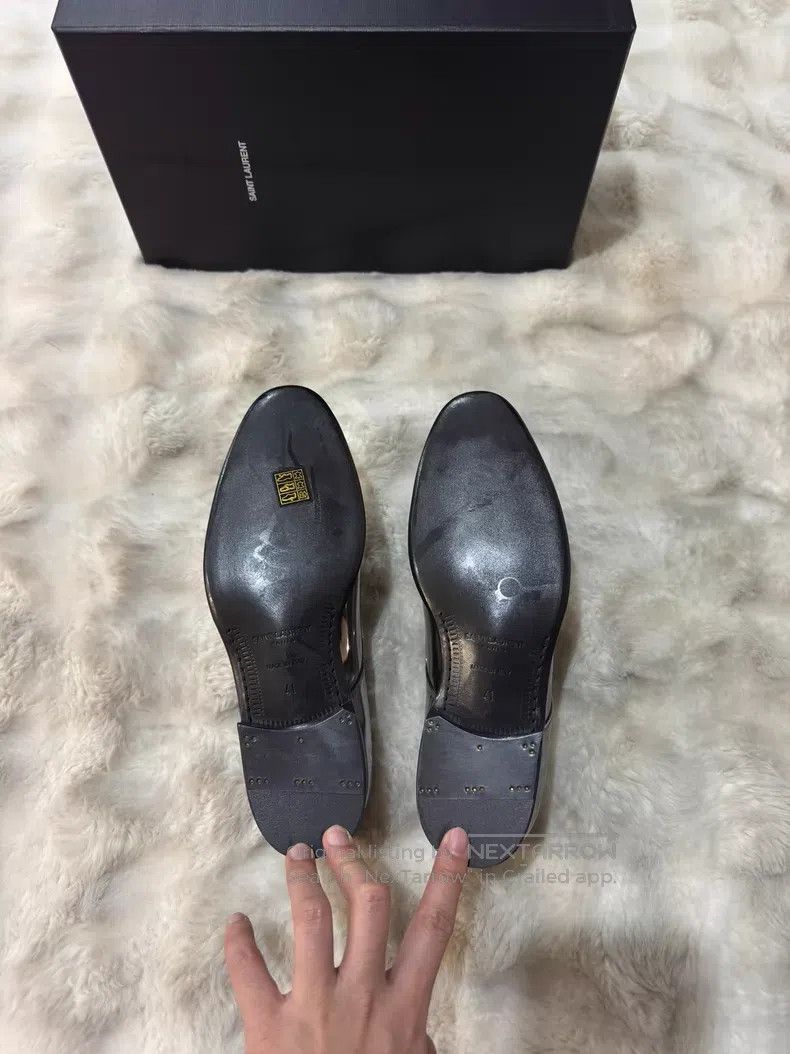 Saint Laurent Paris Saint Laurent Paris Metallic Silver Leather Shoes Size US 8 / EU 41 - 5 Thumbnail