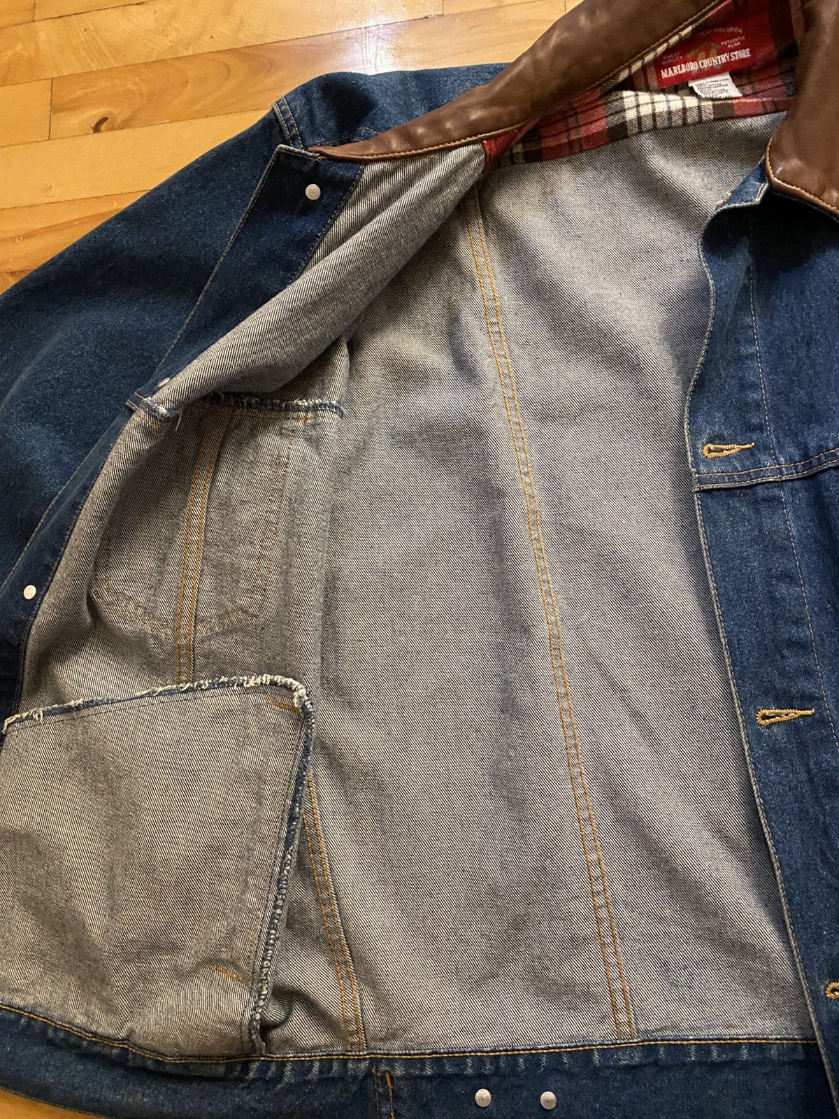 Vintage Marlboro jean jacket