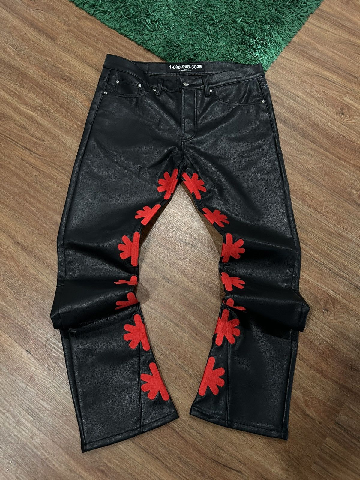 LOSTSHDWS Jeans sz 36 like new