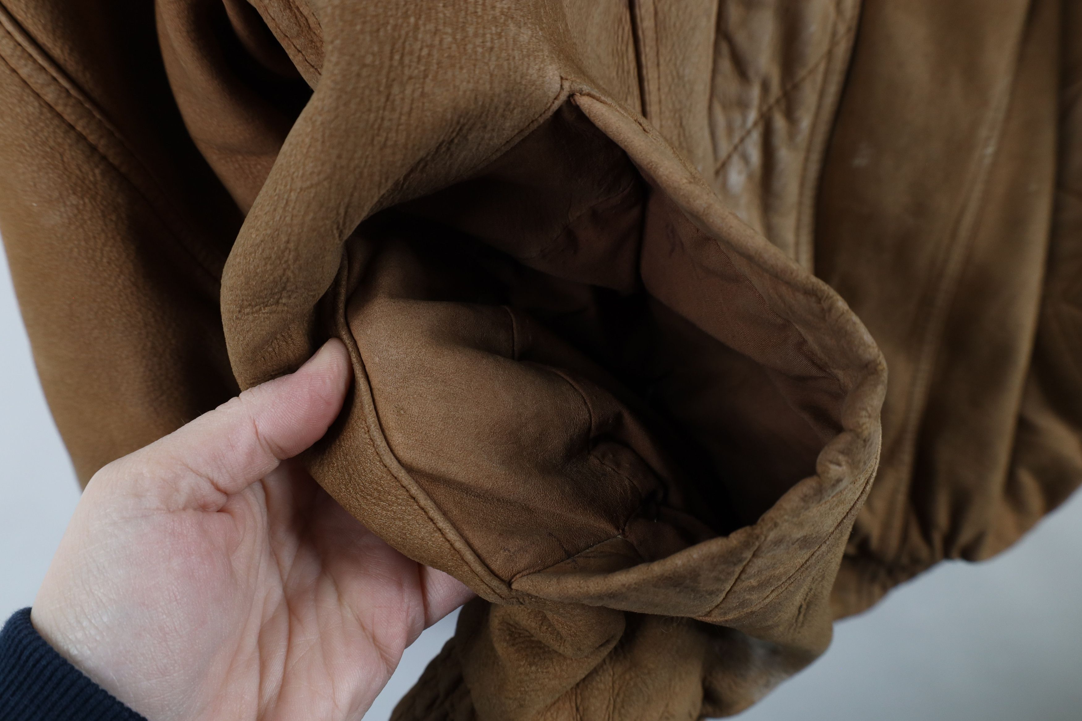 Vintage Vintage 90s Streetwear Suede Leather Flight Bomber Jacket Size US XL / EU 56 / 4 - 8 Thumbnail