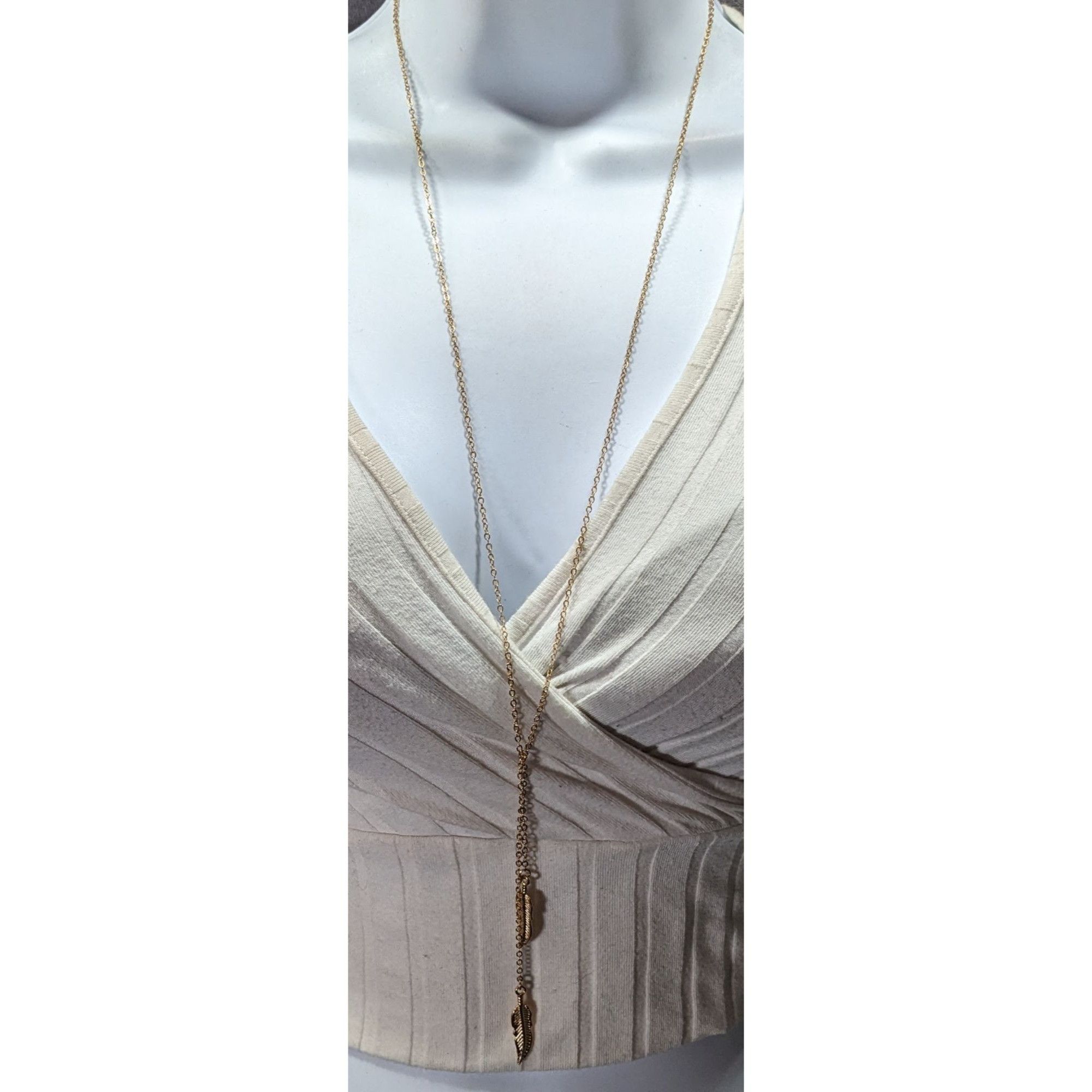Other Nature Inspired Bohemian Feather Charm Gold Tone Lariat Neck Size ONE SIZE - 2 Thumbnail