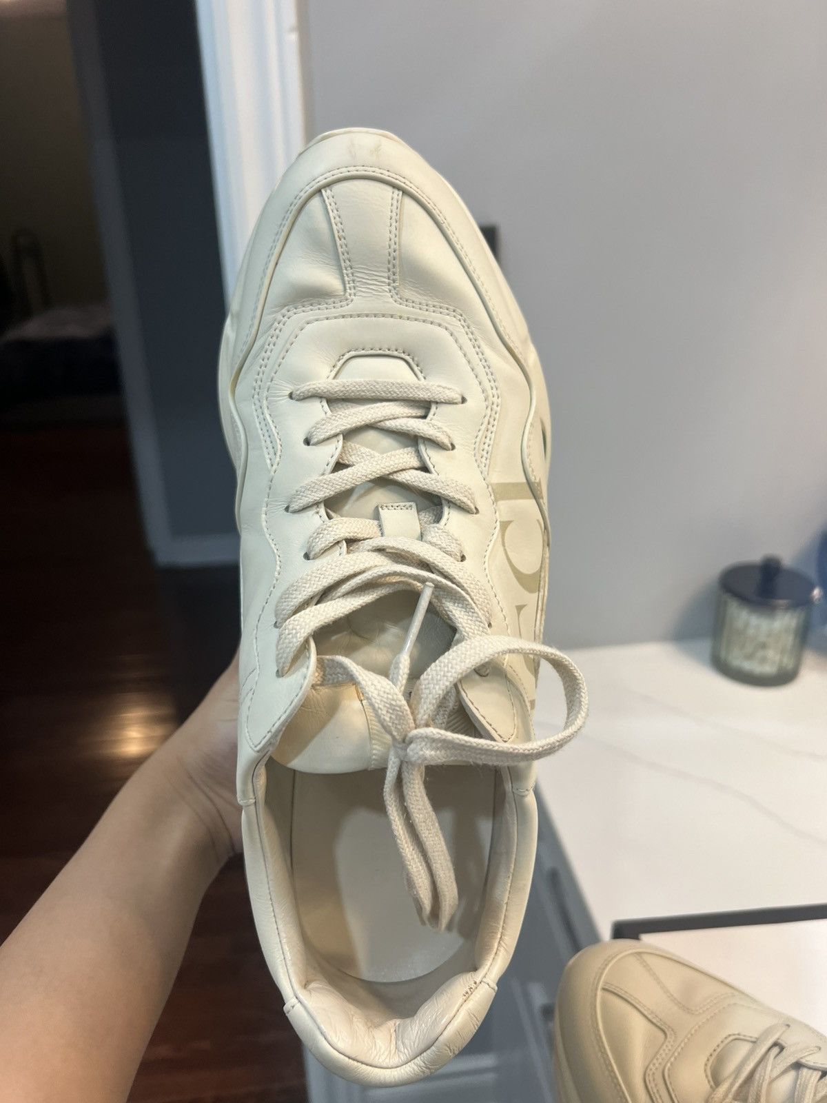 Gucci MEN'S RHYTON TRAINER WITH GUCCI LOGO Size US 10 / EU 43 - 7 Thumbnail
