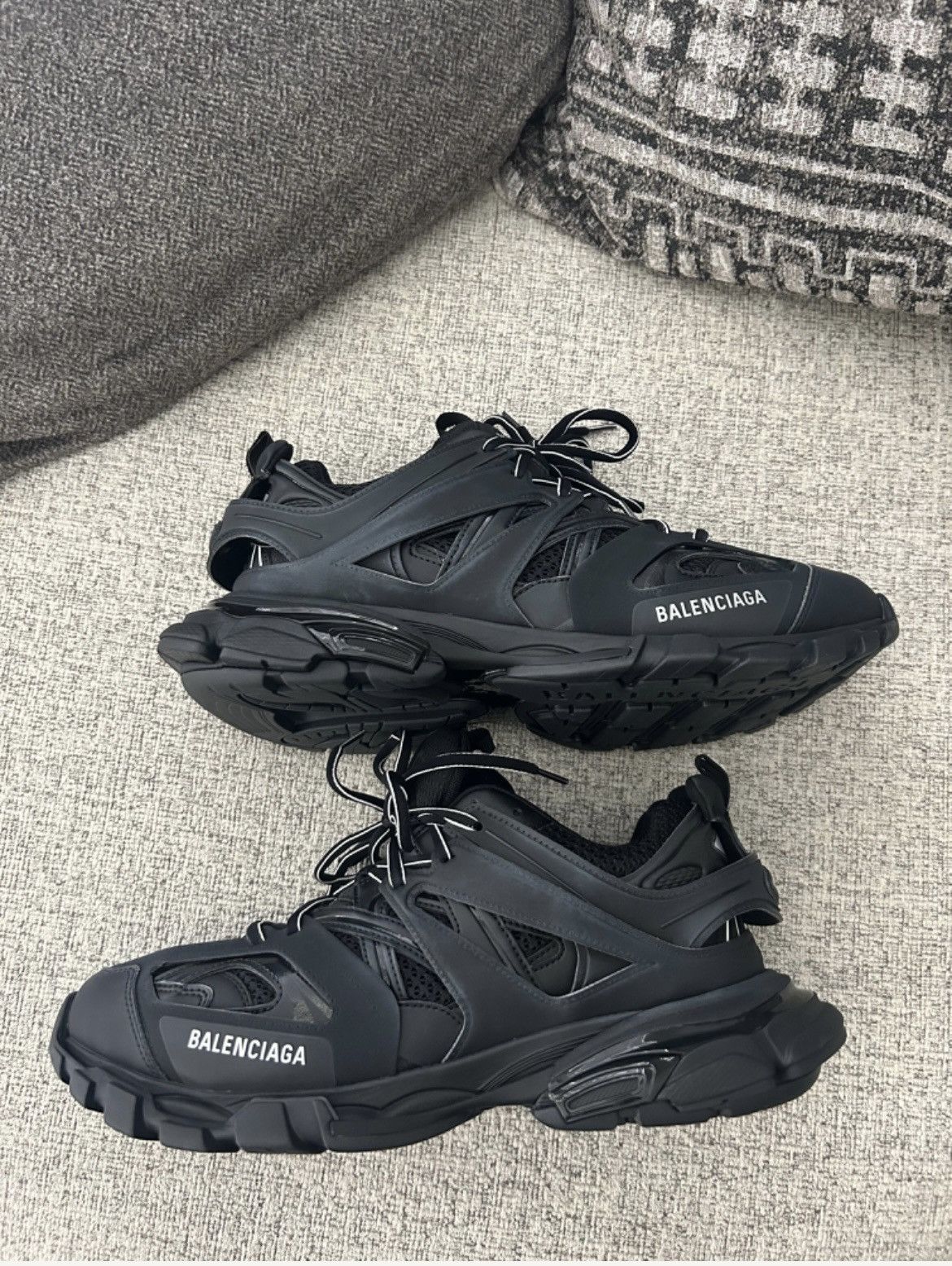 Balenciaga BALENCIAGA TRACKS SIZE 44 Grailed