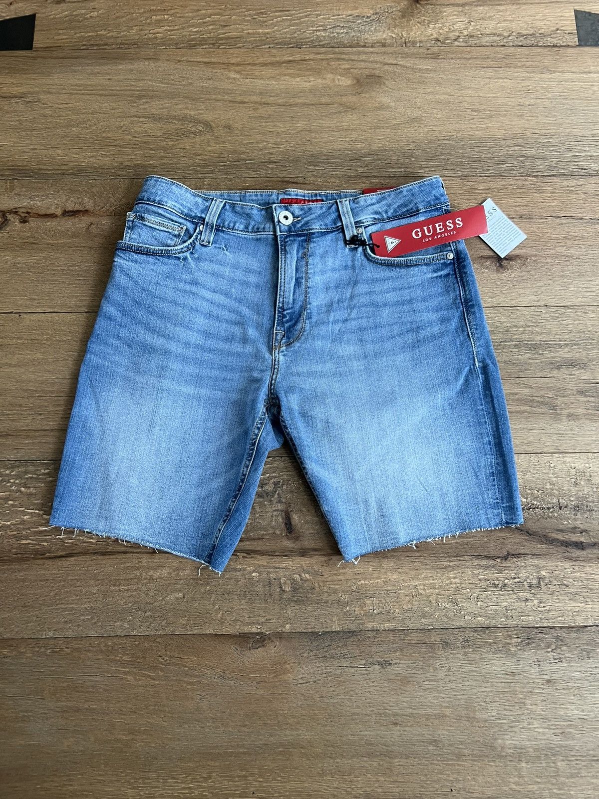 Designer × Guess Guess blue jean frayed shorts new w tags sz 32 Size US 32 / EU 48 - 1 Thumbnail