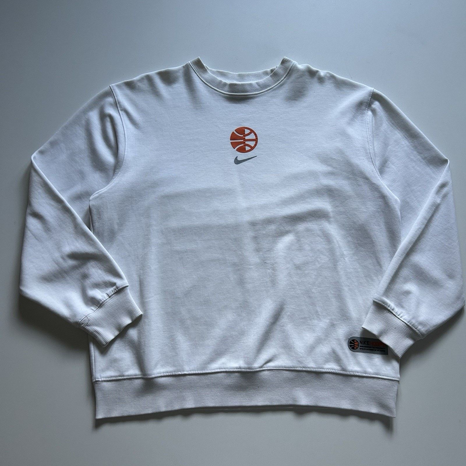 Nike Vintage Y2K Nike Center Swoosh Crewneck 2XL Basketball Rare Size US XXL / EU 58 / 5 - 1 Thumbnail