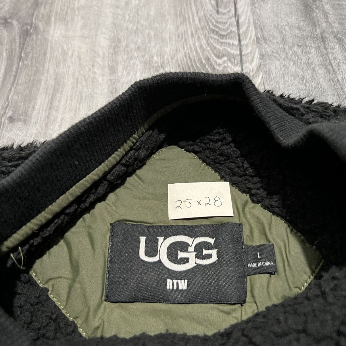 Ugg UGG Niko Sherpa Fleece Black Pullover Crewneck Warm Sweater Size L / US 10 / IT 46 - 4 Thumbnail