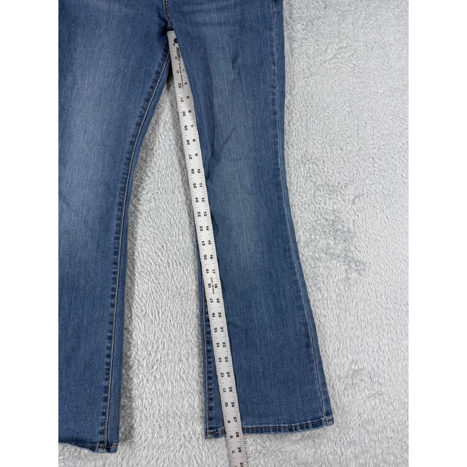 Levi's Levi's Jeans Women 26 Blue Denim Bootcut Mid Rise Cotton 28Inch Inseam Stylish Casual Size 26" / US 2 / IT 38 - 7 Thumbnail