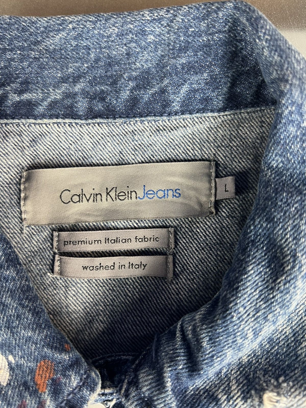 Calvin Klein Calvin Klein Paint Splatter Denim Jacket (Size L) – Unworn Size US L / EU 52-54 / 3 - 6 Thumbnail
