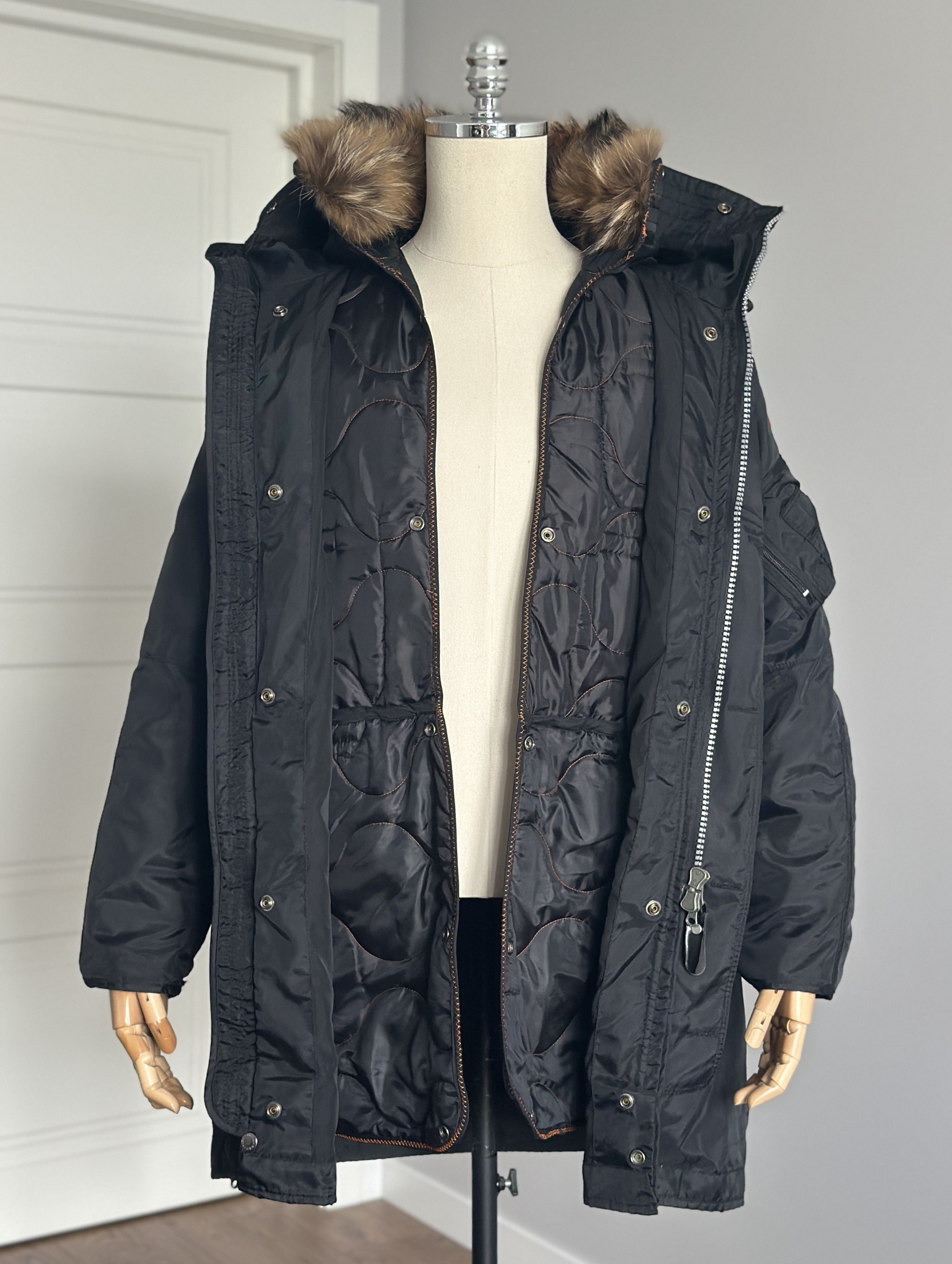 Parajumpers PARAJUMPERS Kodiak Masterpiece Down Parka Jacket With Lining Size US S / EU 44-46 / 1 - 14 Thumbnail