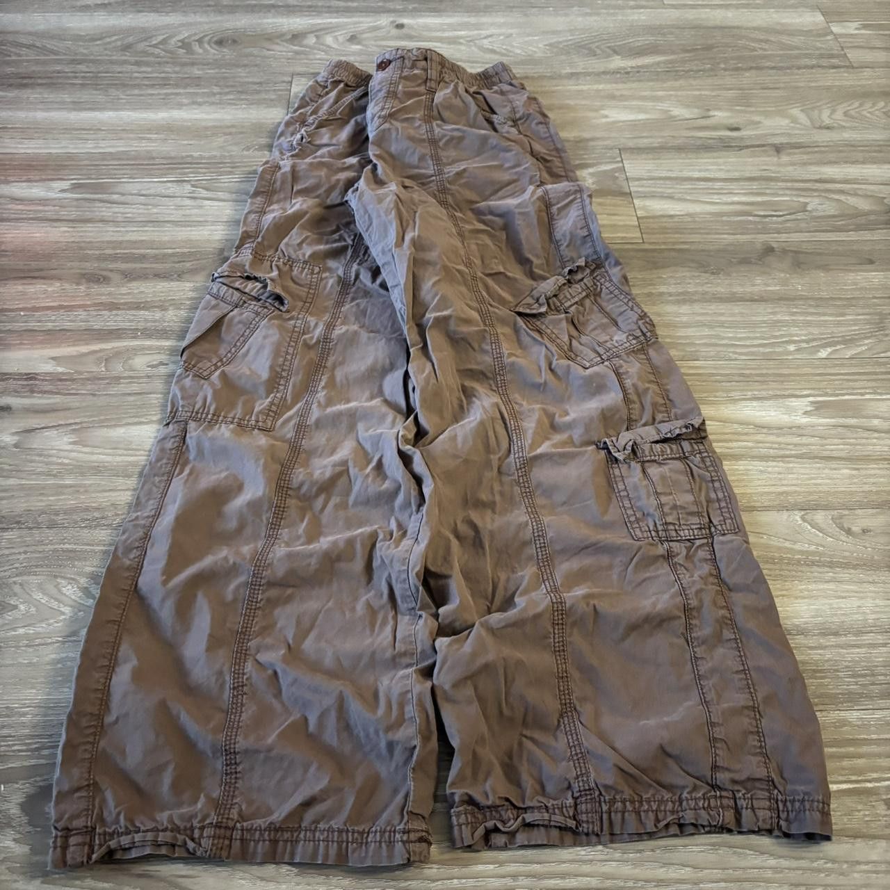 Vintage Crazy Vintage Y2K/2000s Baggy Brown Streetwear Skater Cargo Pants! 28x31 Size US 28 / EU 44 - 3 Thumbnail
