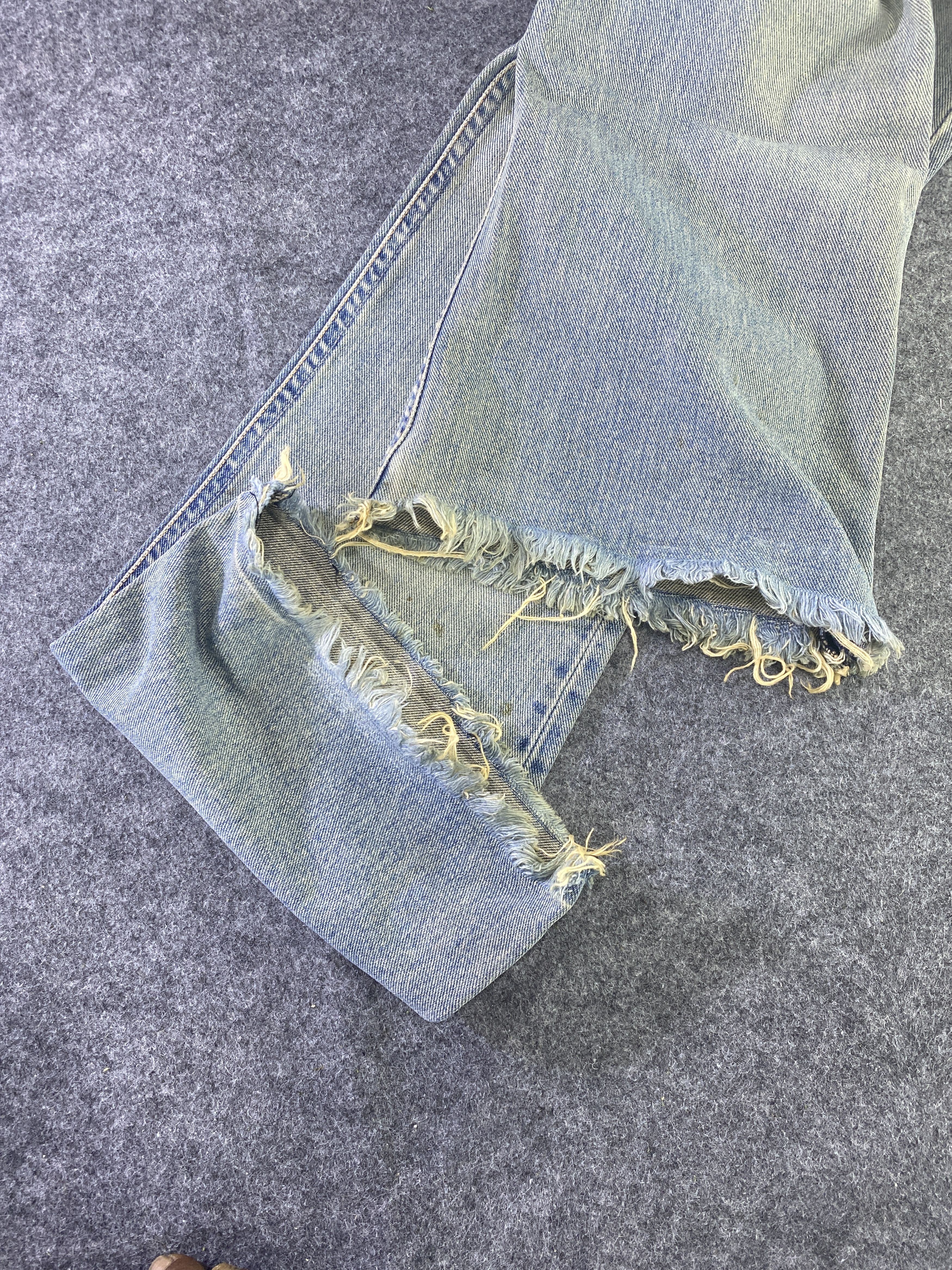 Japanese Brand G Jon Distressed Blue Wash Flare Denim - J945 Size 30" / US 8 / IT 44 - 13 Thumbnail