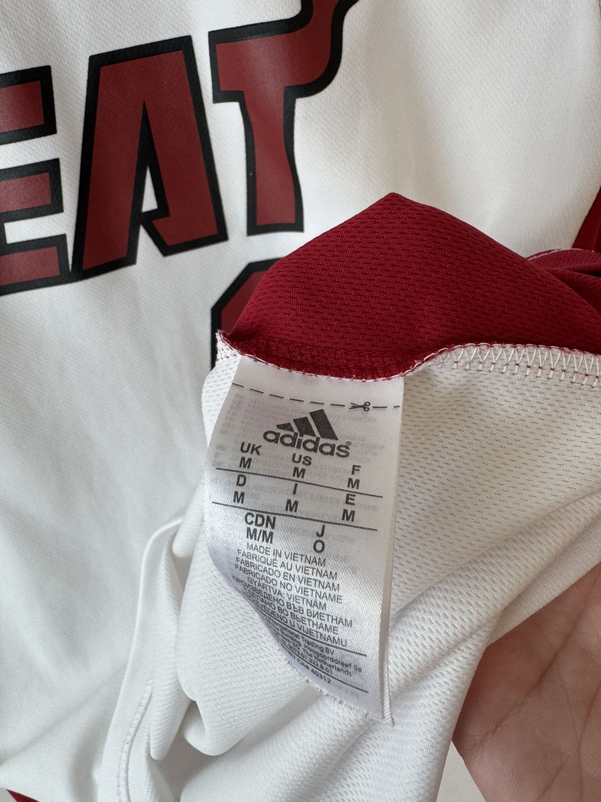 Adidas James #6 Miami Heat Basketball Jersey NBA Shirt Kit Size US M / EU 48-50 / 2 - 15 Thumbnail