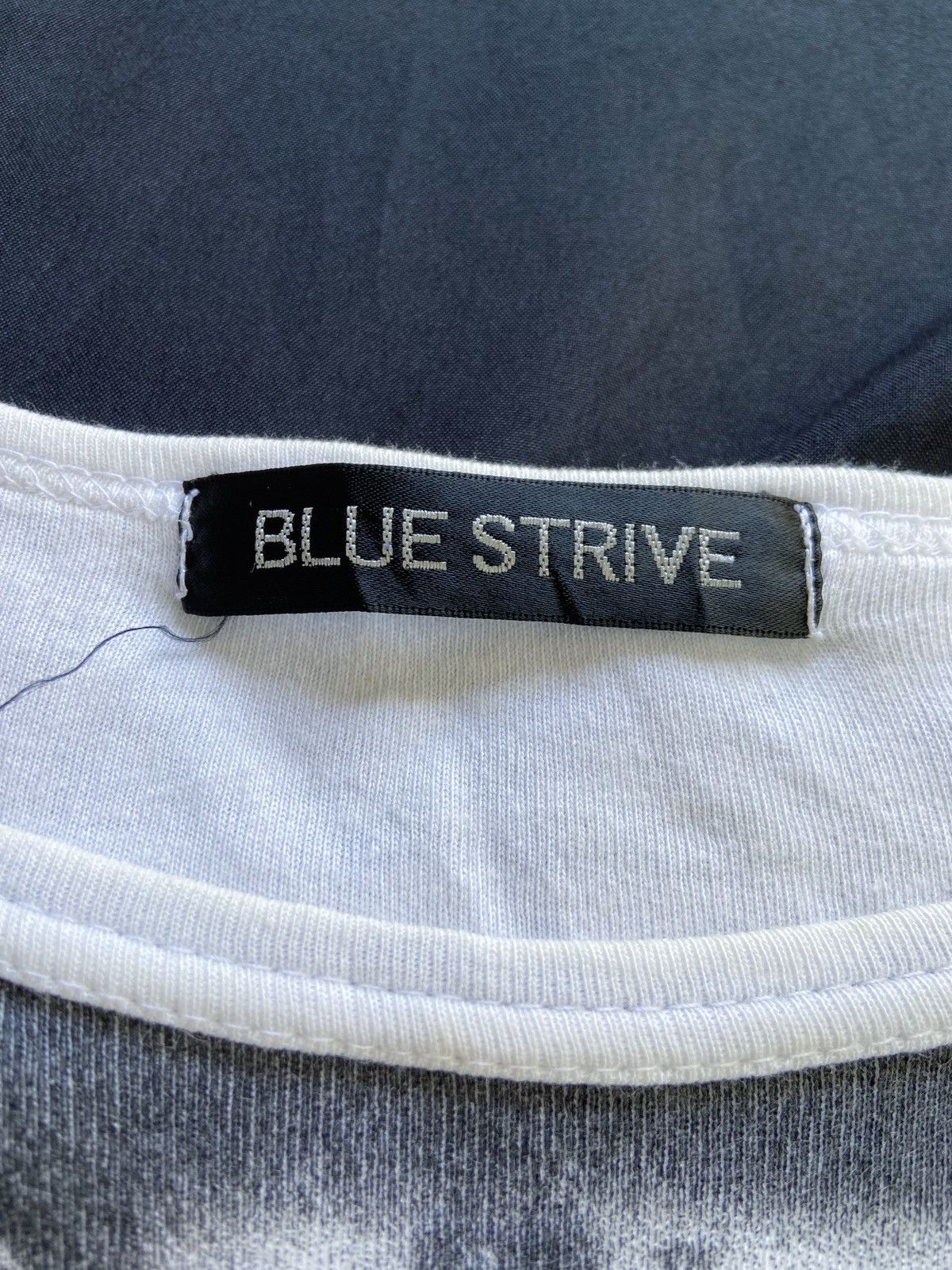 20471120 SUBLIME IDEAL BLUE STRIVE LONG SLEEVE Size US S / EU 44-46 / 1 - 10 Thumbnail