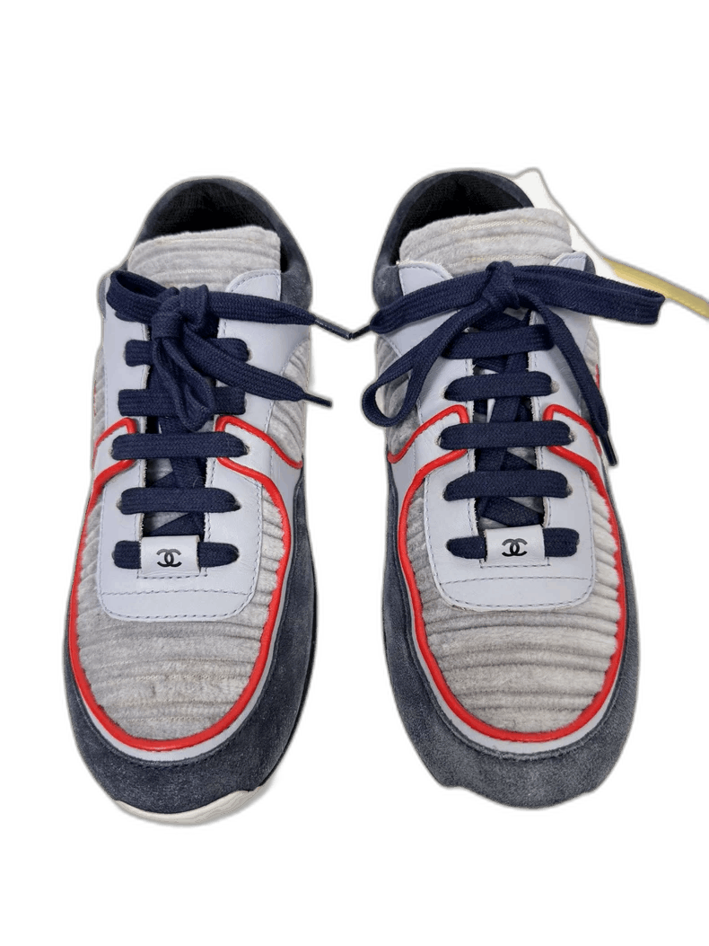 Chanel Chanel Sneakers Size 37, Worn 3 Times Size US 7 / IT 37 - 1 Thumbnail
