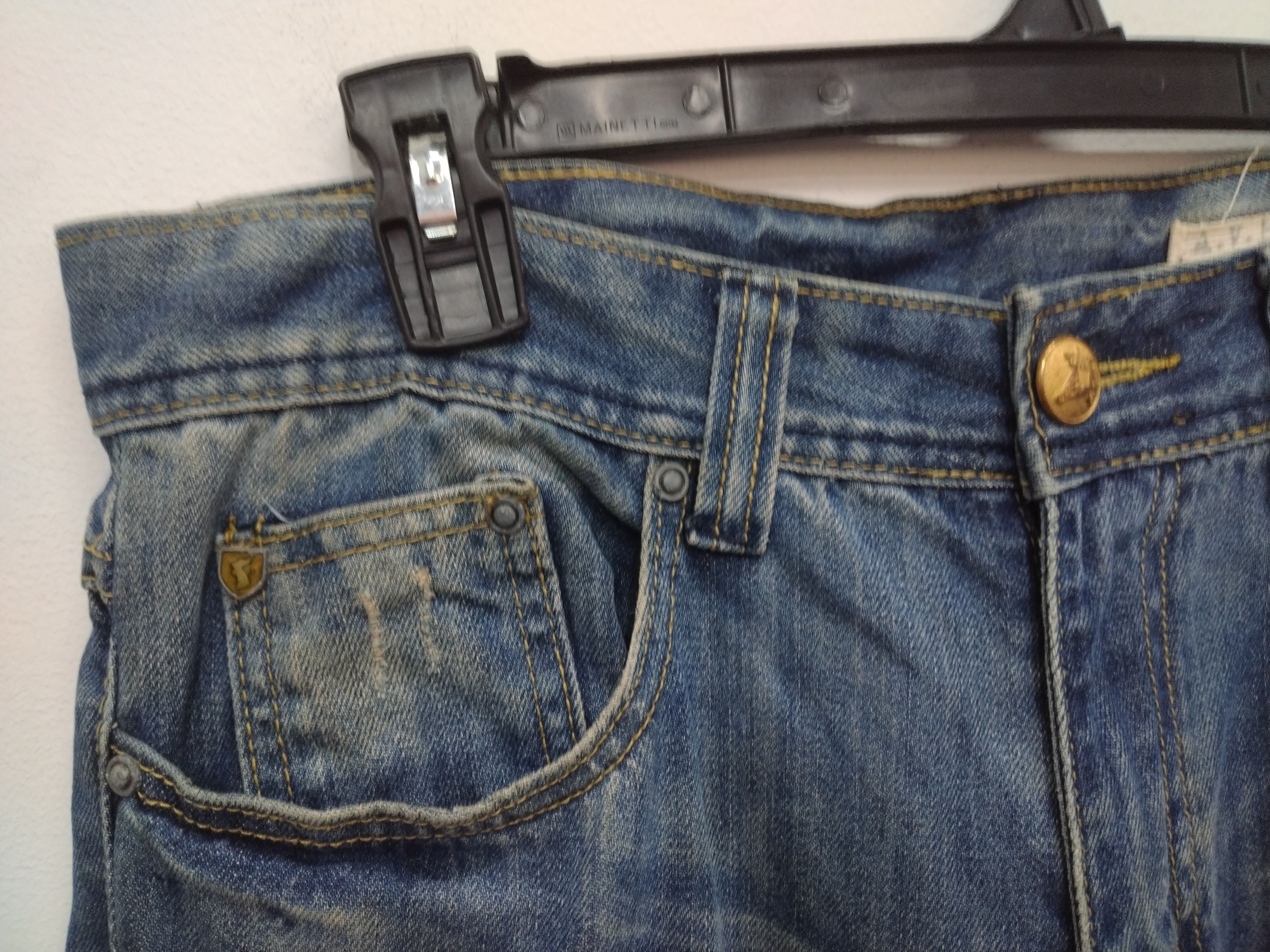 Marvelous patina & Distressed Design A.V.H jeans