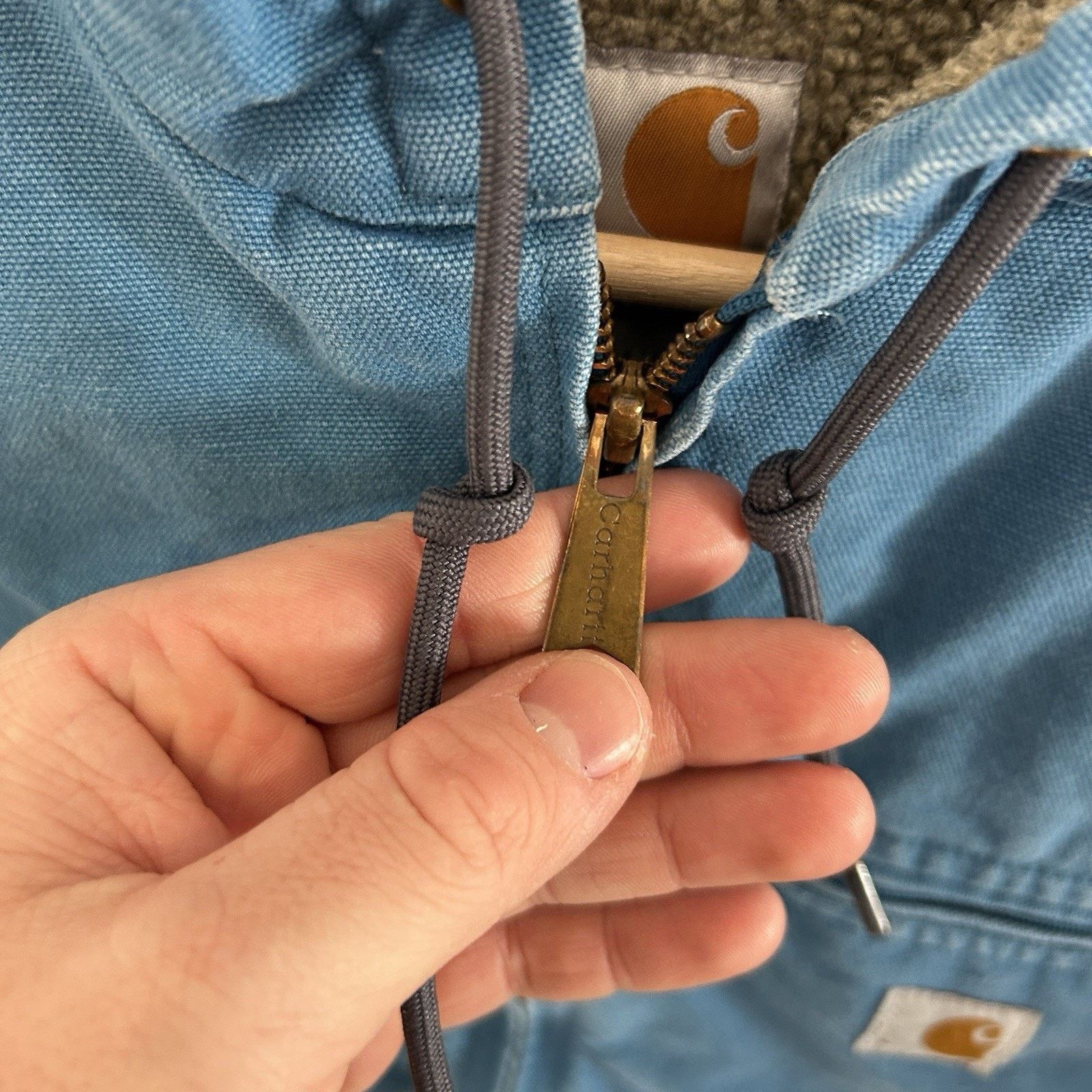 Carhartt Y2K Carhartt Sherpa-Lined Hooded Detroit Jacket “Blue Topaz” Size S / US 4 / IT 40 - 15 Thumbnail