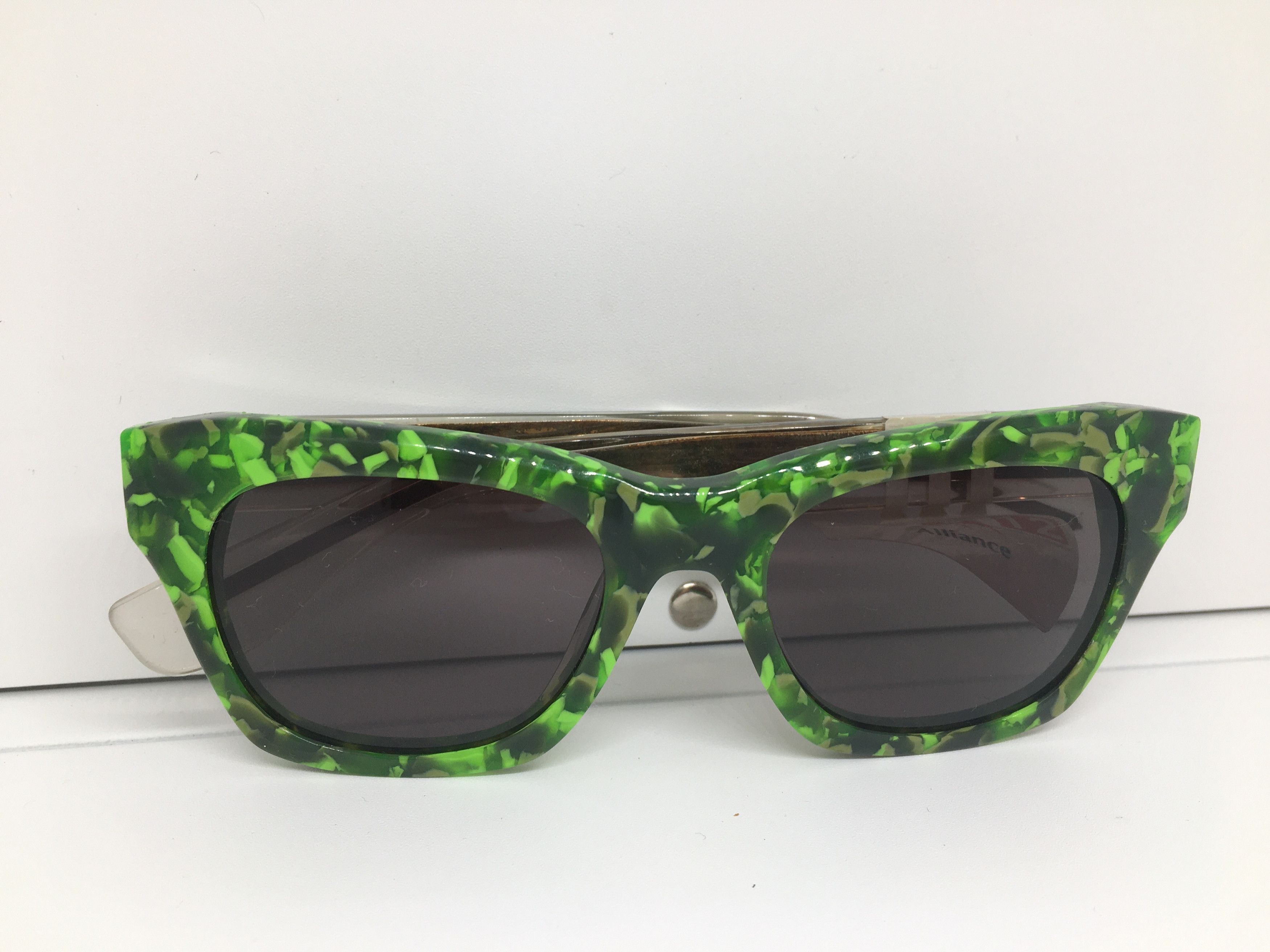 Vintage Handmade Chunky Acetate Sunglasses Frame Size ONE SIZE - 7 Thumbnail