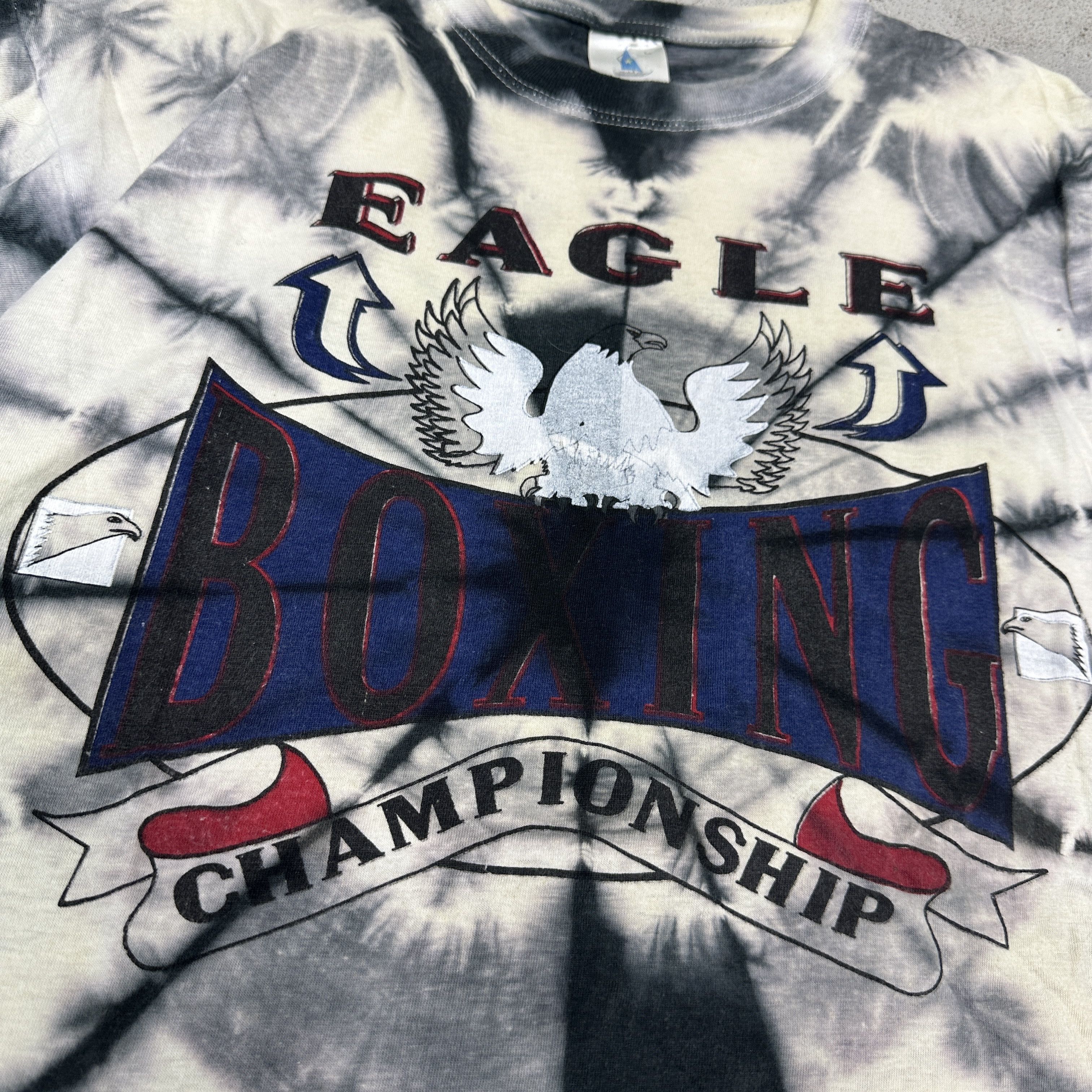 Vintage Vintage Streetwear Oversize Preppy Eagle Tie-Dye 90s T-shirt Size US L / EU 52-54 / 3 - 2 Thumbnail