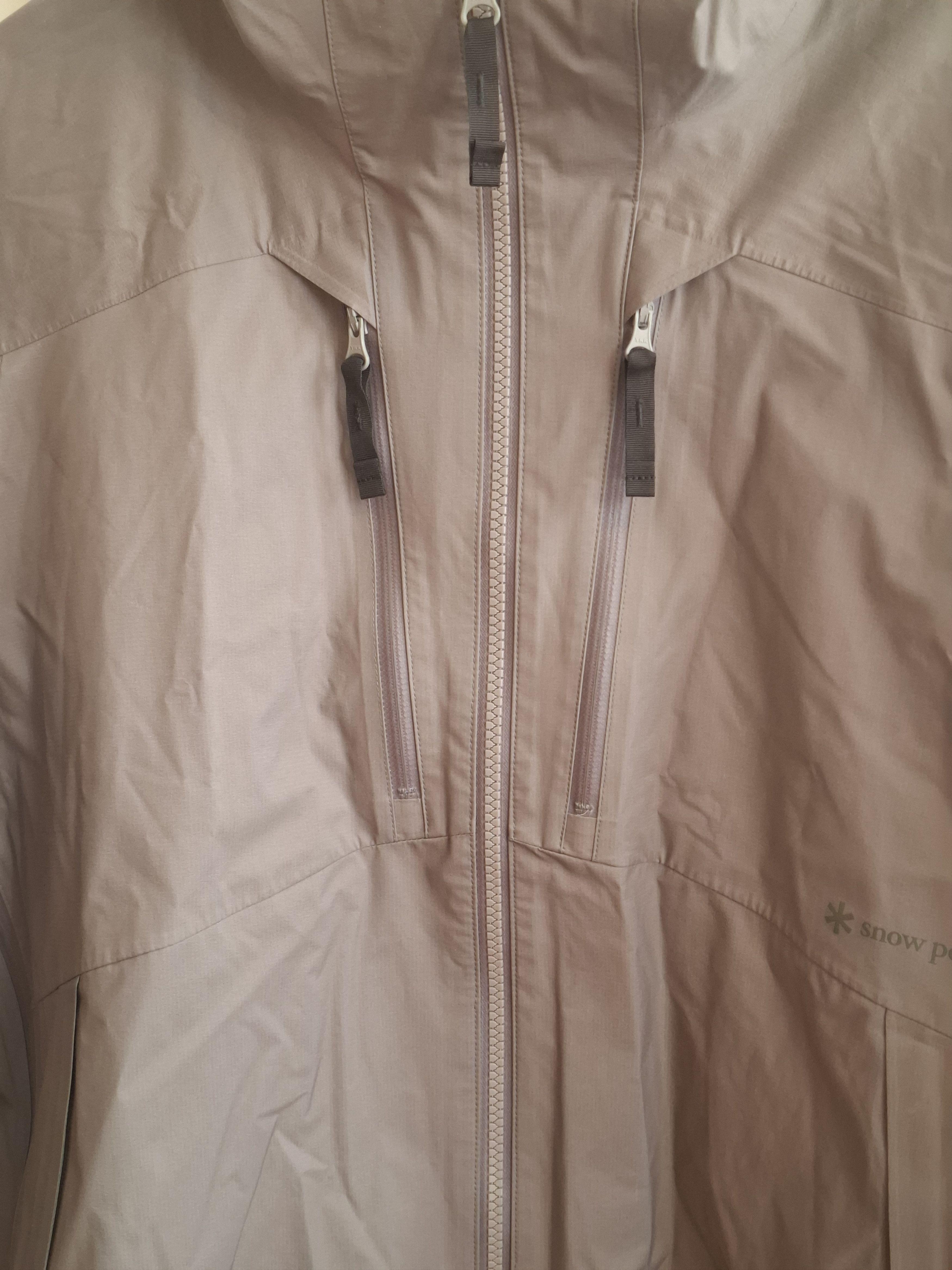 Snow Peak Snow Peak rainjacket. Size US L / EU 52-54 / 3 - 2 Thumbnail