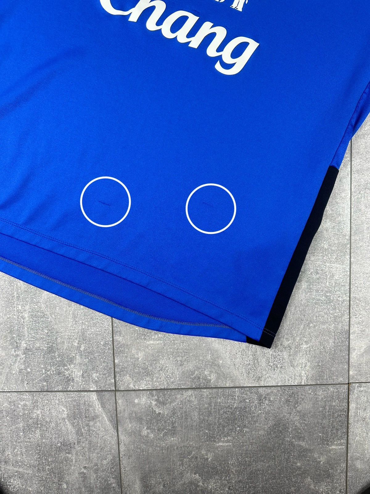 Umbro Umbro Everton FC 2015/16 Training Football Soccer Jersey Size US M / EU 48-50 / 2 - 7 Thumbnail