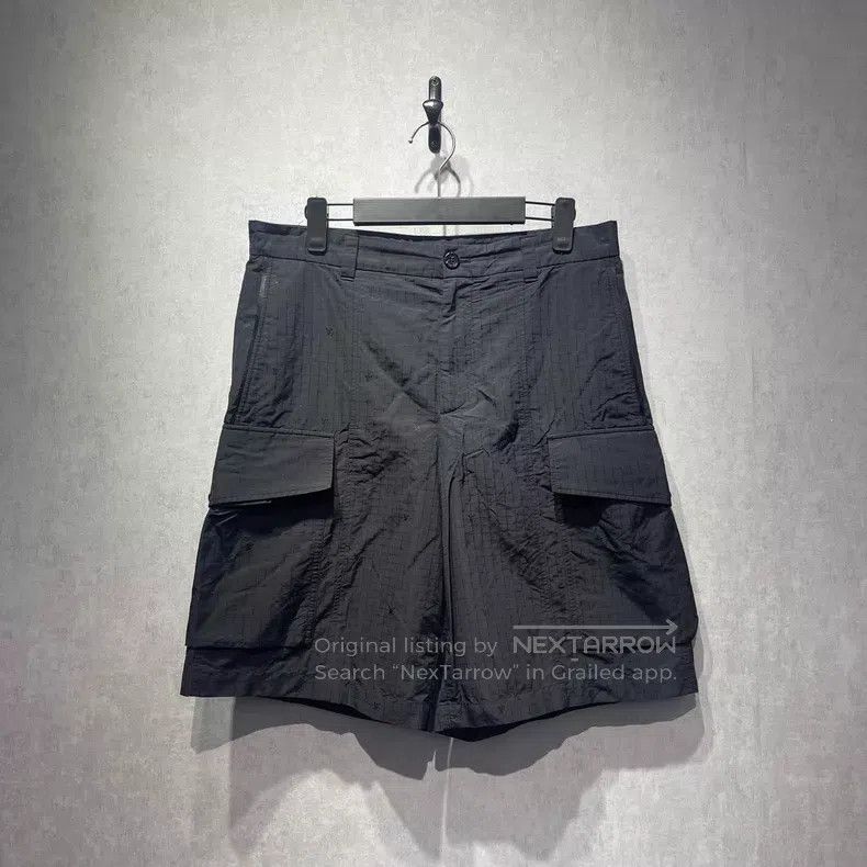 Louis Vuitton Louis Vuitton size US 48 Full logo overalls pants Size US 32 / EU 48 - 1 Thumbnail