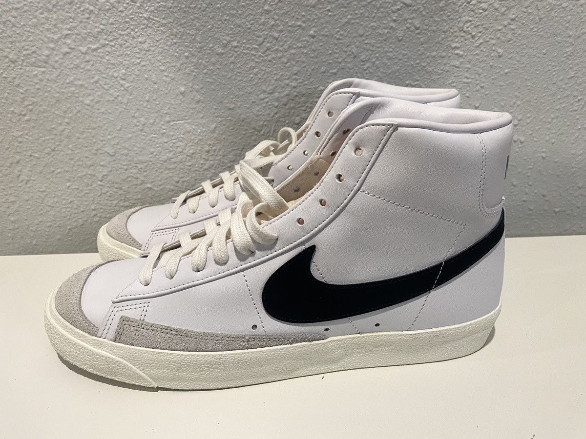 Nike NIKE BLAZER MID '77 CASUAL SHOES Size 10.5 Size US 10.5 / EU 43-44 - 2 Thumbnail
