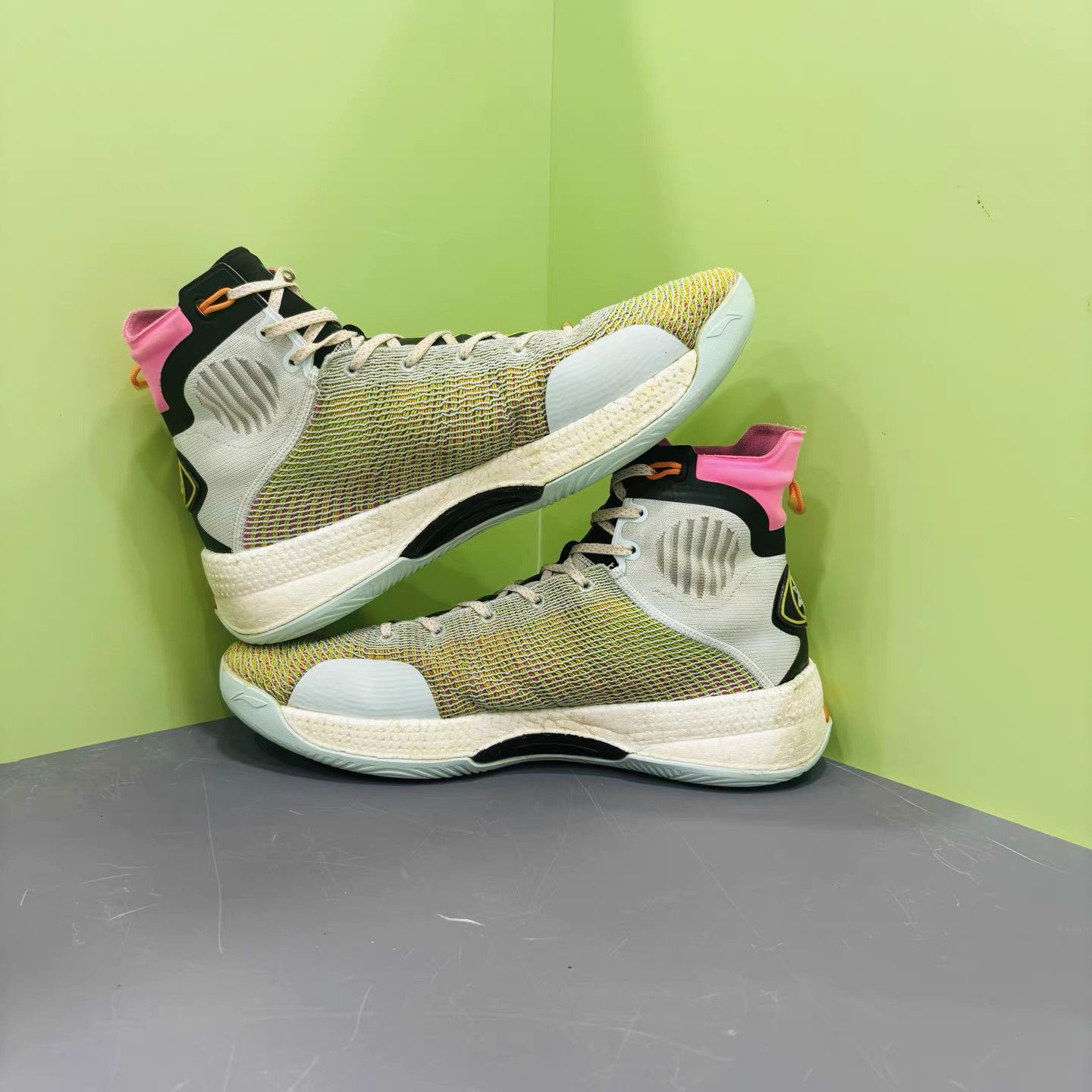 Li-Ning Li-Ning Yushuai 14 Boom Crystal Basketball Shoes K15 Size US 11 / EU 44 - 5 Thumbnail