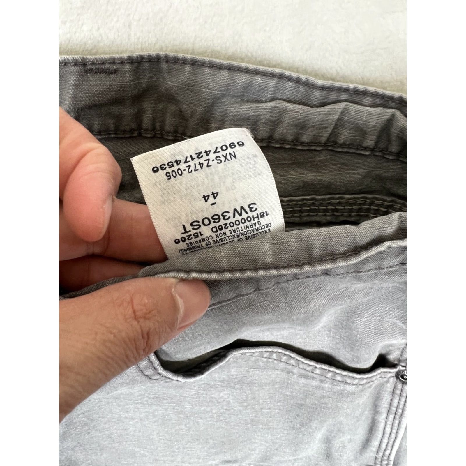 Wrangler Wrangler Shorts Cargo Workwear Beige Regular 38 Men Pockets Ripstop Inseam 9 in Cotton Flat Front Zip Vintage No Size US 38 / EU 54 - 7 Thumbnail