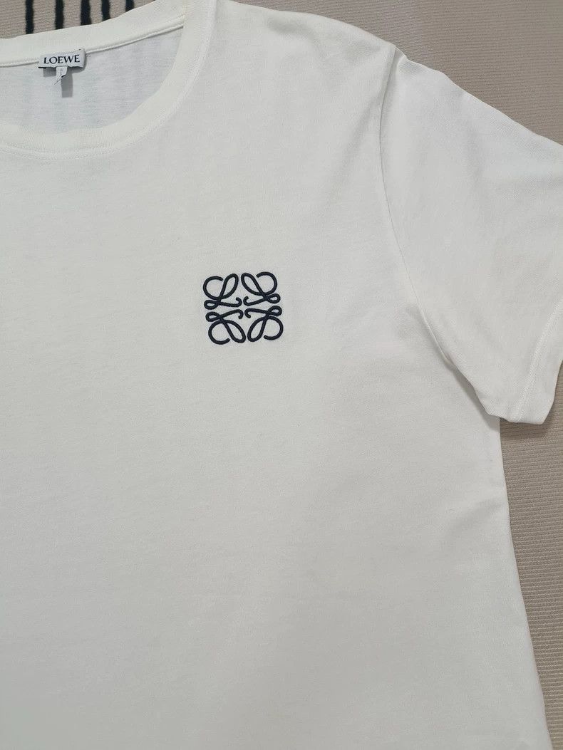 Loewe loewe white short sleeves 2504-Nextarrow Size US M / EU 48-50 / 2 - 4 Thumbnail