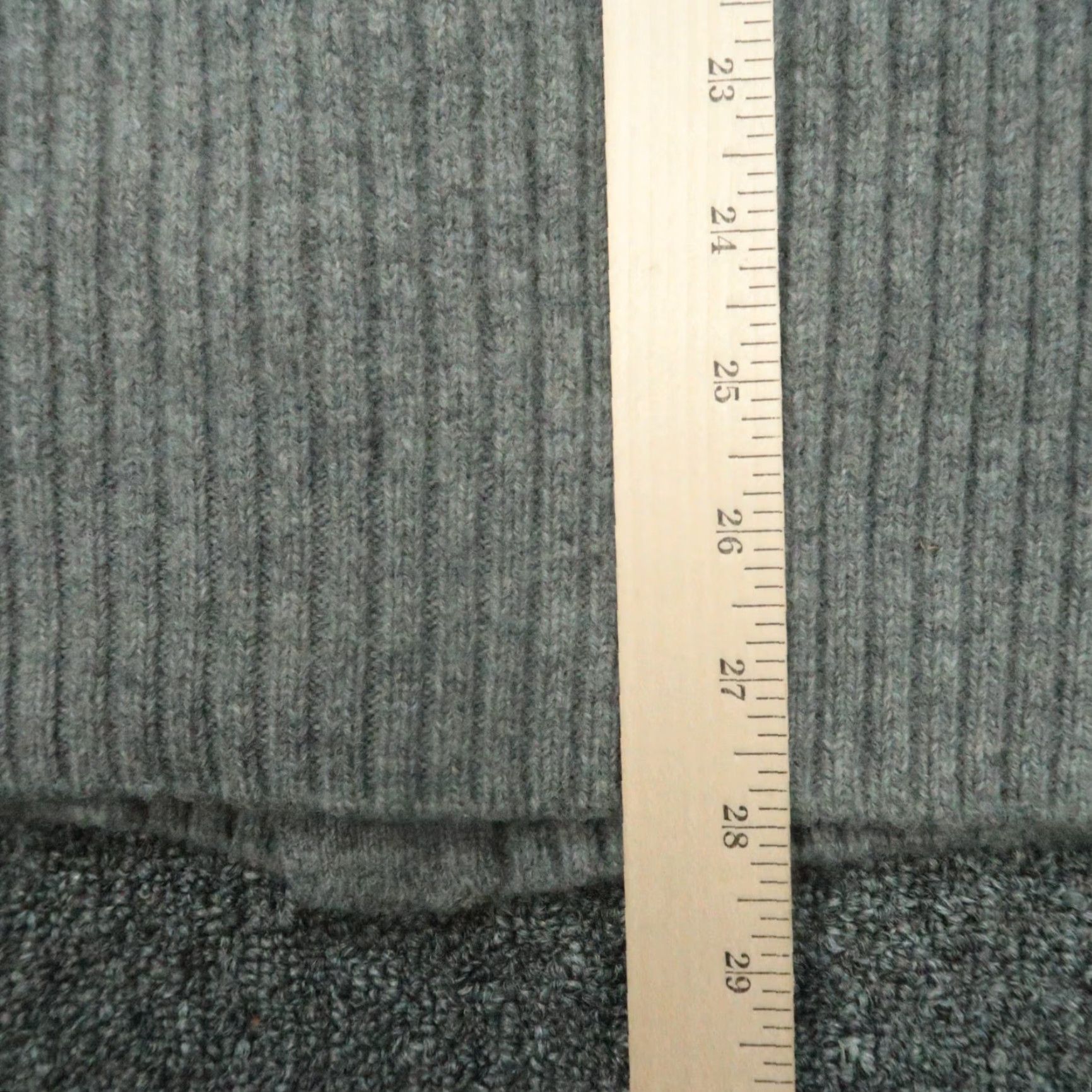 Vintage L.L. Bean Sweater Mens Small Slim Gray Merino Lambswool Full Zip Knit Wool, Heavyweight, Casual, Travel, Pattern Solid, Regular Size, Men Size US S / EU 44-46 / 1 - 6 Thumbnail