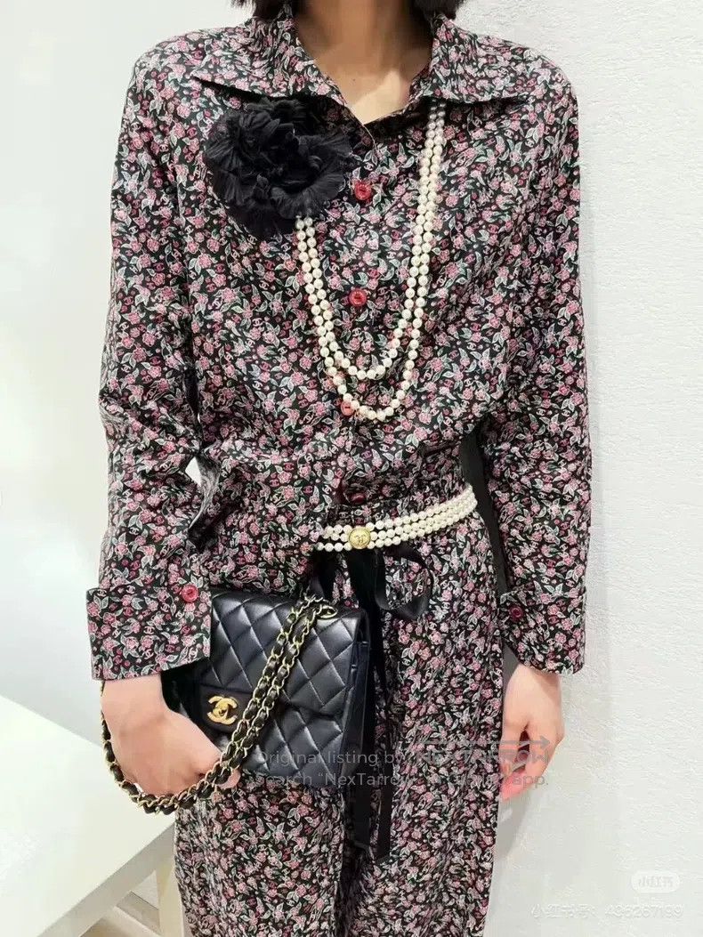 Chanel Chanel 24B black background red broken flower logo long-sl Size XS / US 0-2 / IT 36-38 - 8 Thumbnail