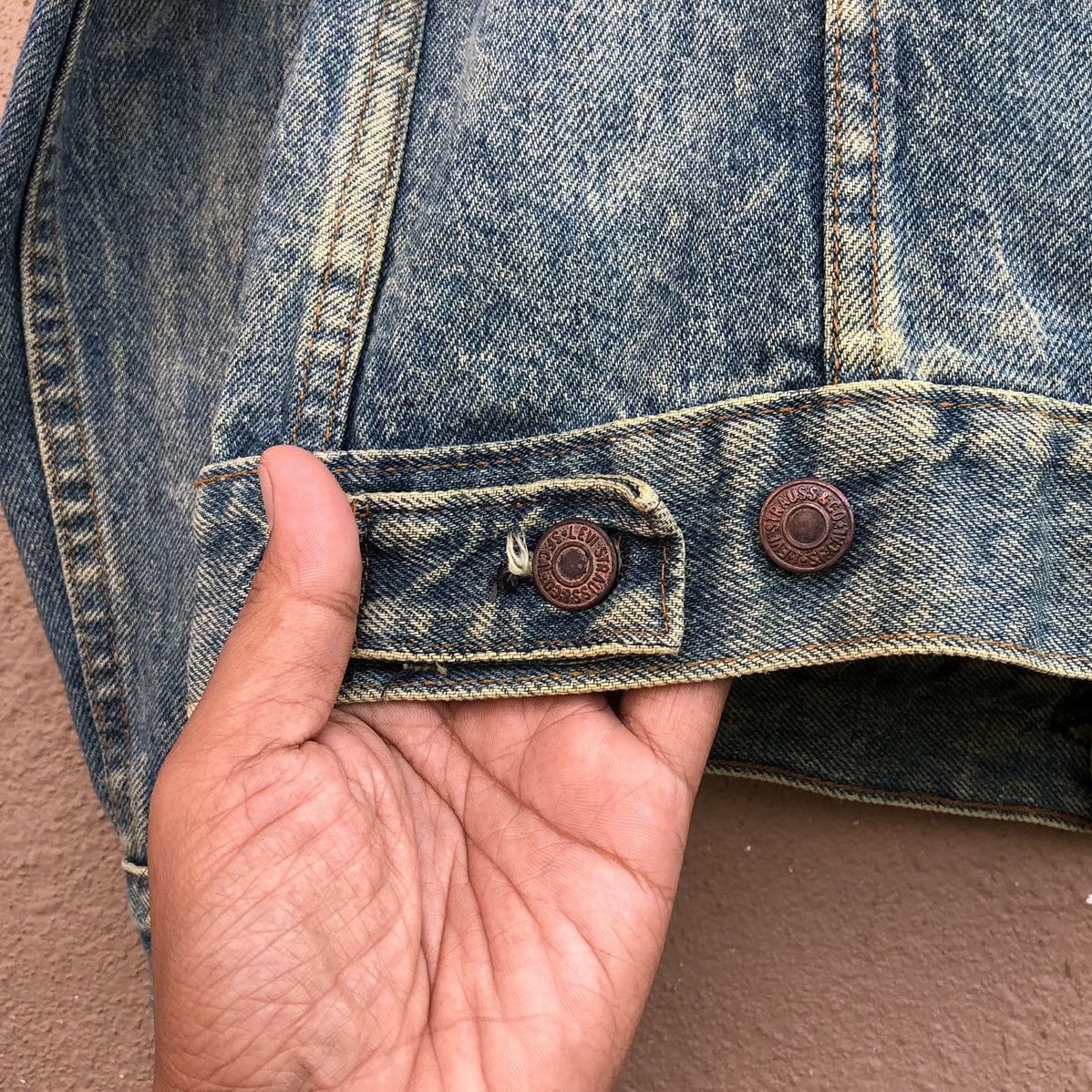 Levi's Vintage Clothing Vintage 80s Levis THRASHED Trucker Jacket Made In USA 🇺🇸 Size US M / EU 48-50 / 2 - 14 Thumbnail