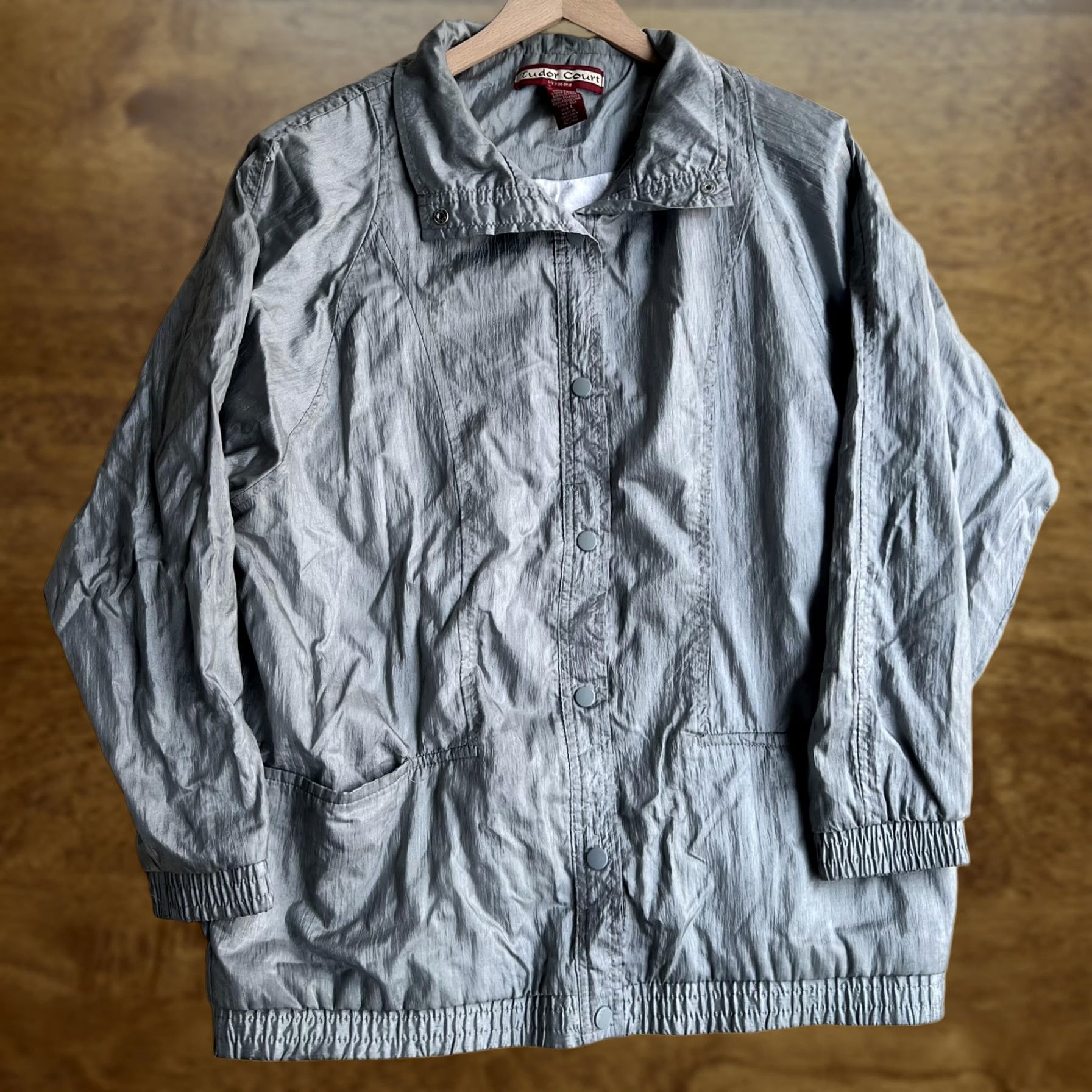 Haband VINTAGE Haband Tudor Court by Haband Jacket Mens L Gray Nylon Windbreaker Lined Snap Front Casual Windbreaker 90s Size US L / EU 52-54 / 3 - 1 Thumbnail