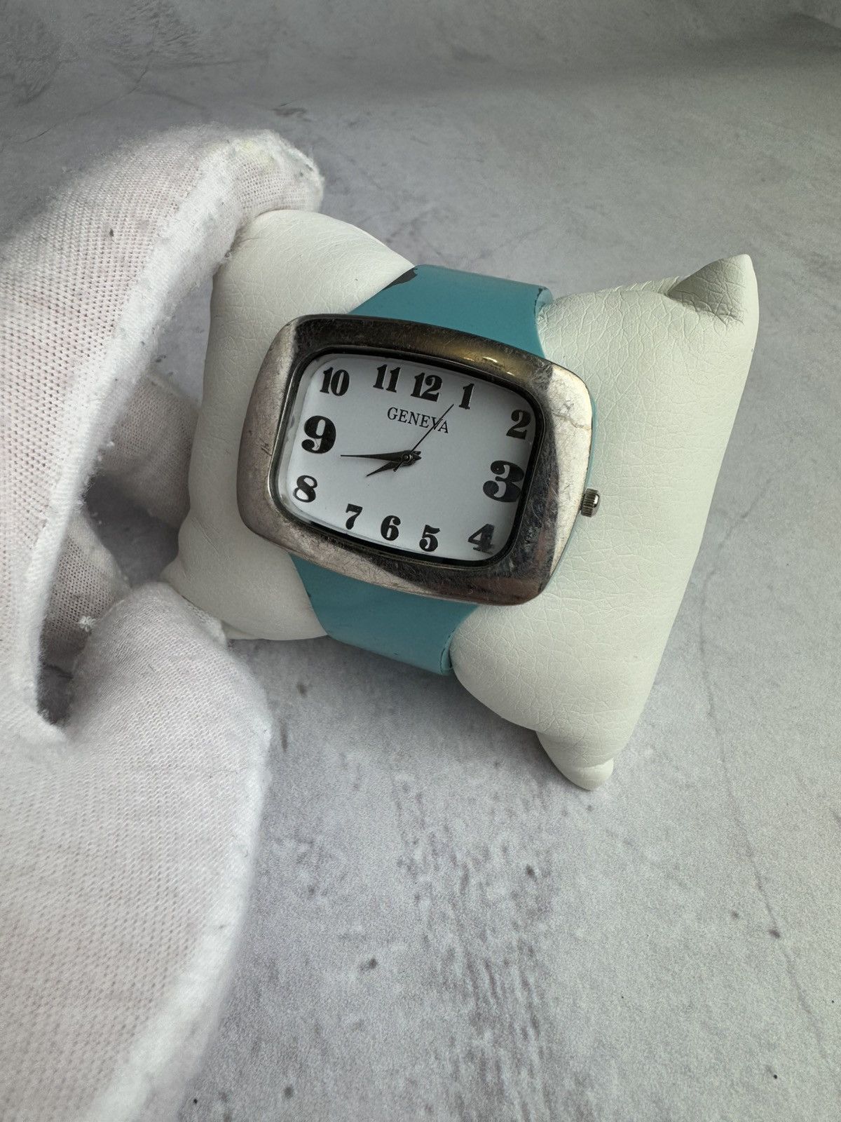 Japanese Brand × Vintage Geneva Futuristic Japanese Style Watch Vintage Size ONE SIZE - 1 Thumbnail