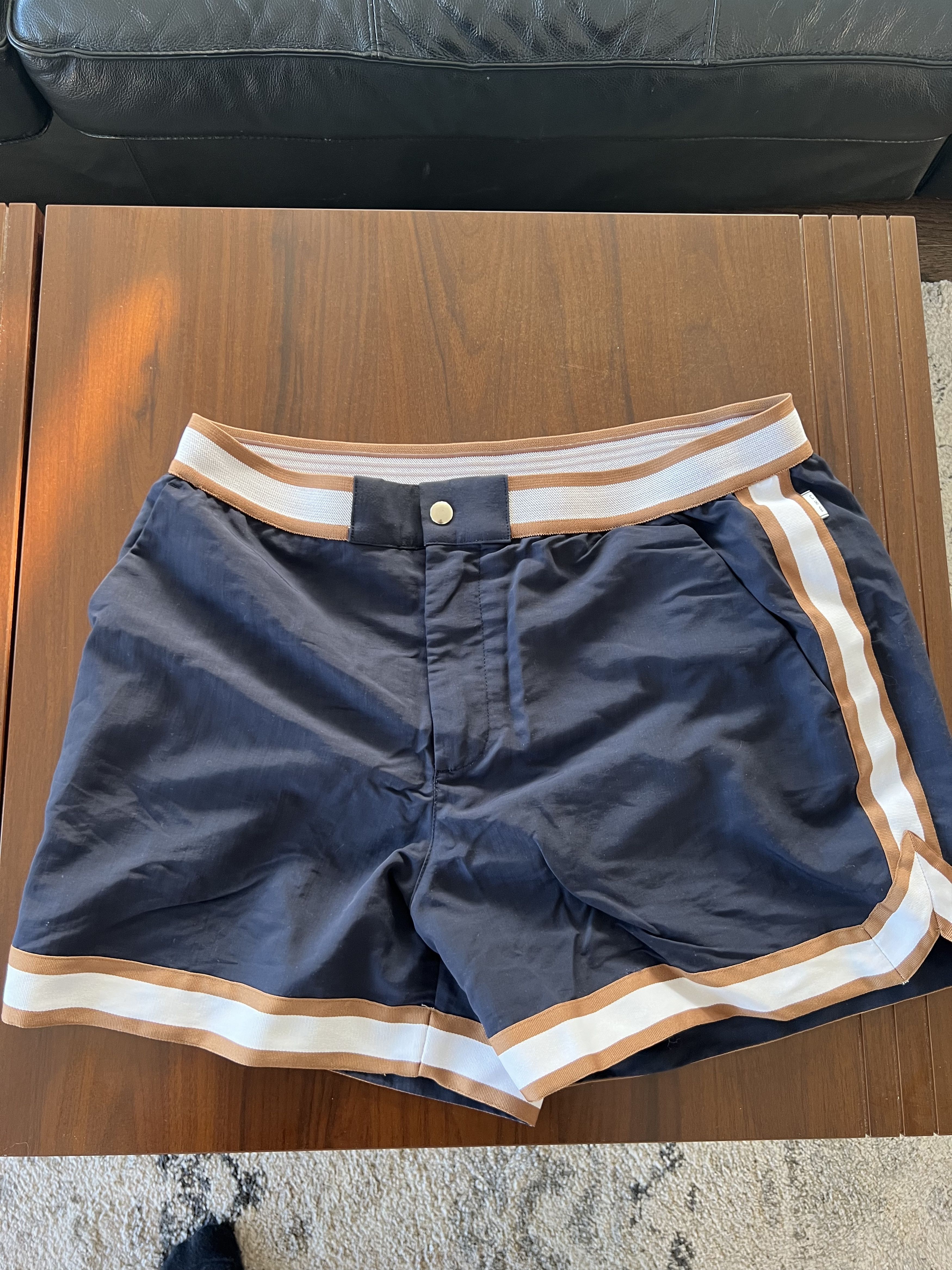 Reiss REISS | CHÉ STRIPE-TRIM SWIM SHORTS IN NAVY Size US 34 / EU 50 - 1 Thumbnail