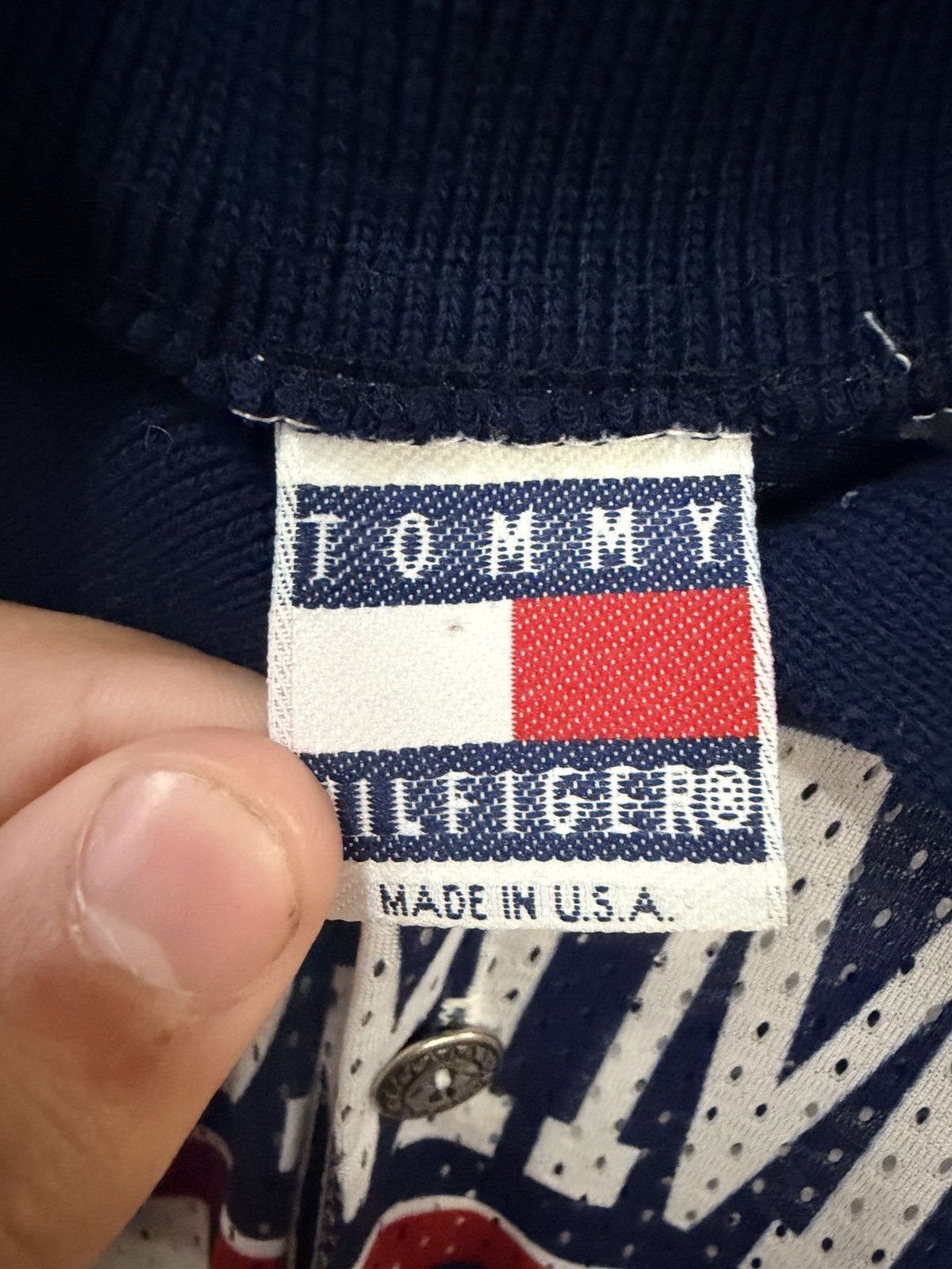 Tommy Hilfiger 90’s Tommy Hilfiger all over print Collared Jersey Size US XL / EU 56 / 4 - 3 Thumbnail