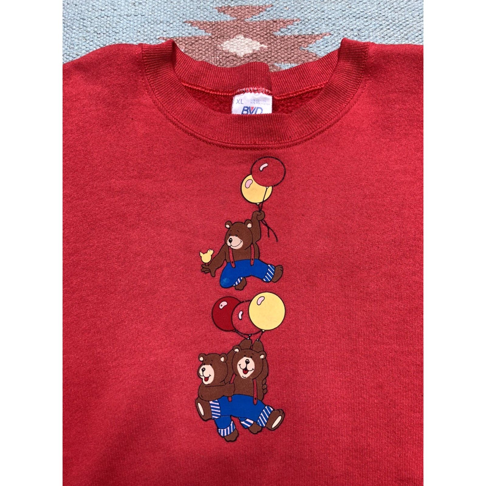 Vintage VINTAGE BVD Sweatshirt Crewneck Men XL Red Bird Theme Pullover Cute Animal Teddy Bear Balloon Floating Size US XL / EU 56 / 4 - 2 Thumbnail