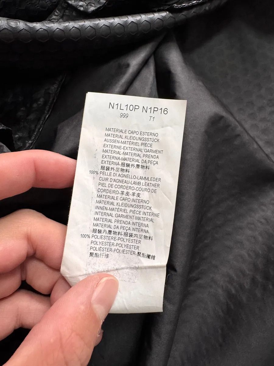 Emporio Armani × Vintage FW2013 Emporio Armani Honeycomb Black Leather Trench Coat Size US M / EU 48-50 / 2 - 8 Thumbnail
