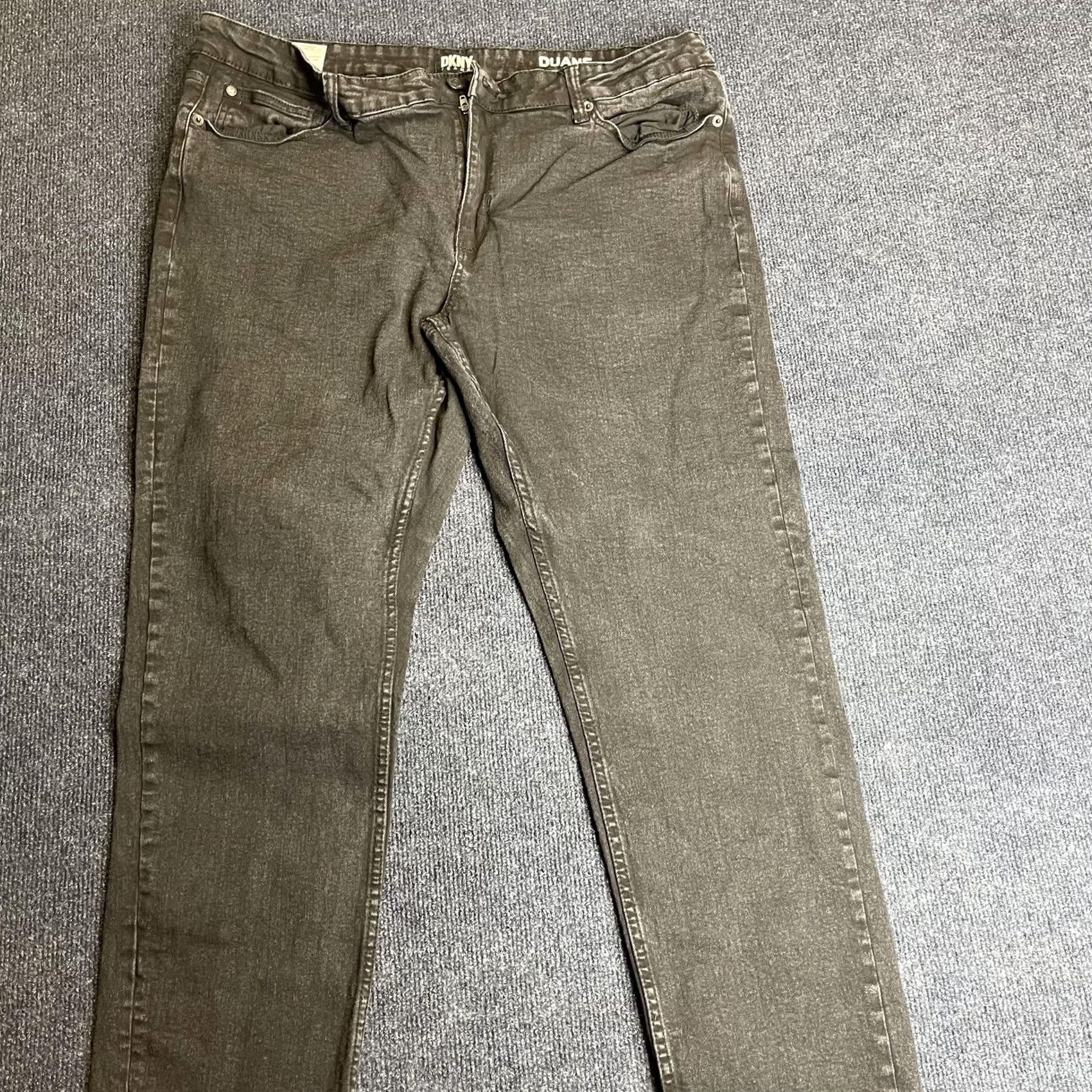 DKNY DKNY Jeans Duane Straight Fit Jeans 38x32 Gray Stretch Denim Pants Mens Regular 38 Waist 32 Inseam Cotton Blend Pockets Zip Fly Dasign DKNY Jeans Size US 38 / EU 54 - 5 Thumbnail