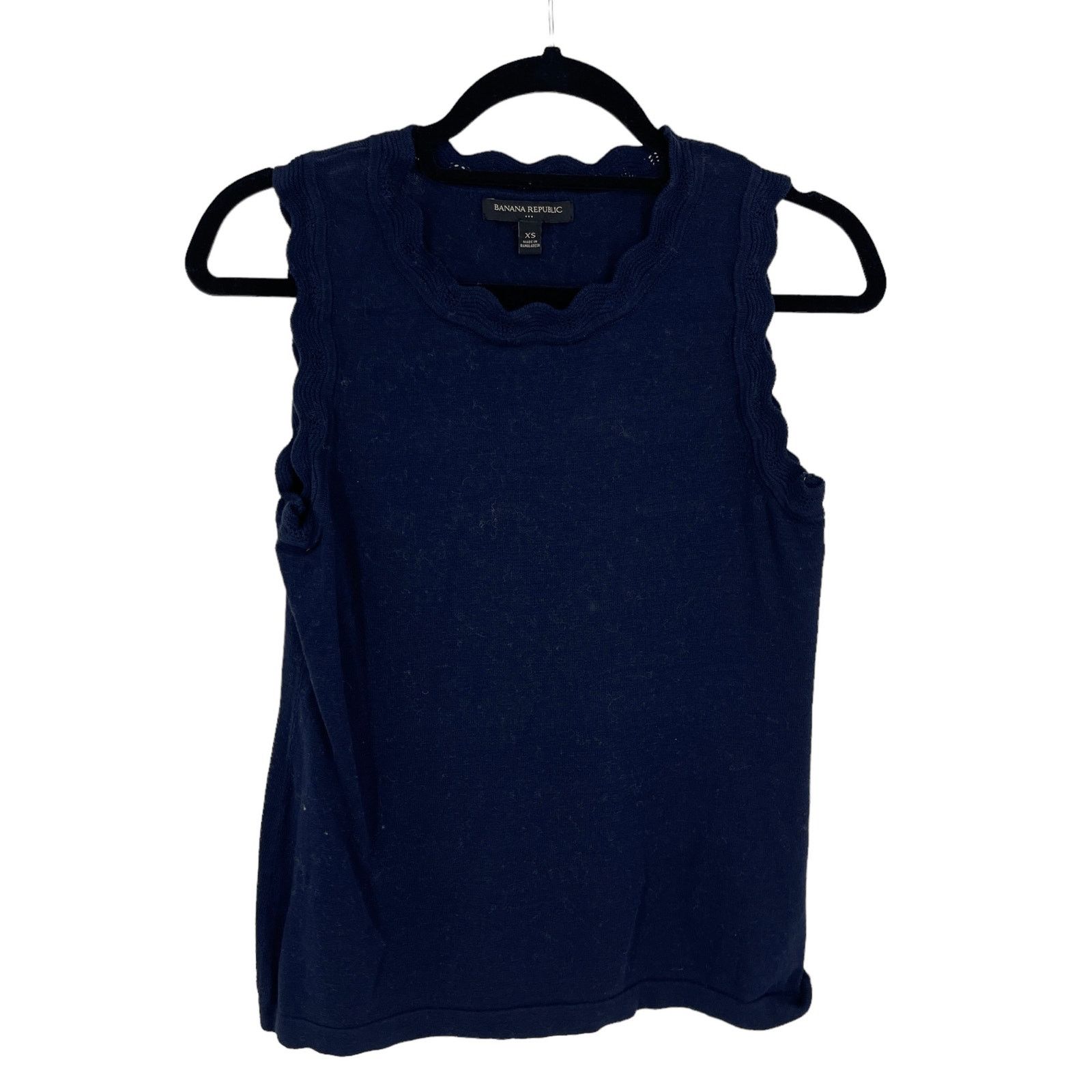 Banana Republic Banana Republic Women’s Blue Scallop Hem Tank Sweater SizeXS Size XS / US 0-2 / IT 36-38 - 7 Thumbnail